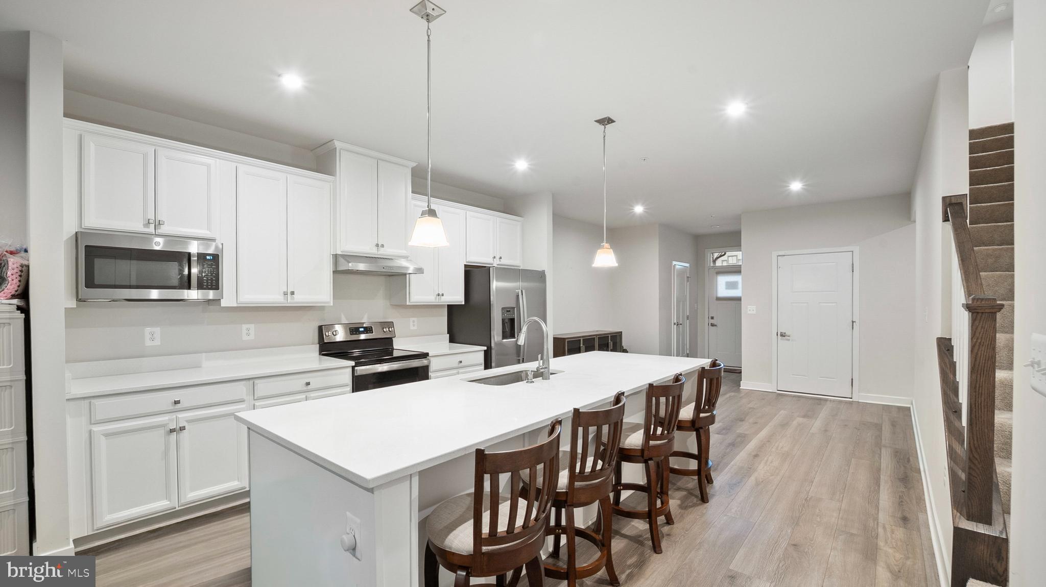 TANYARD SHORES - Residential