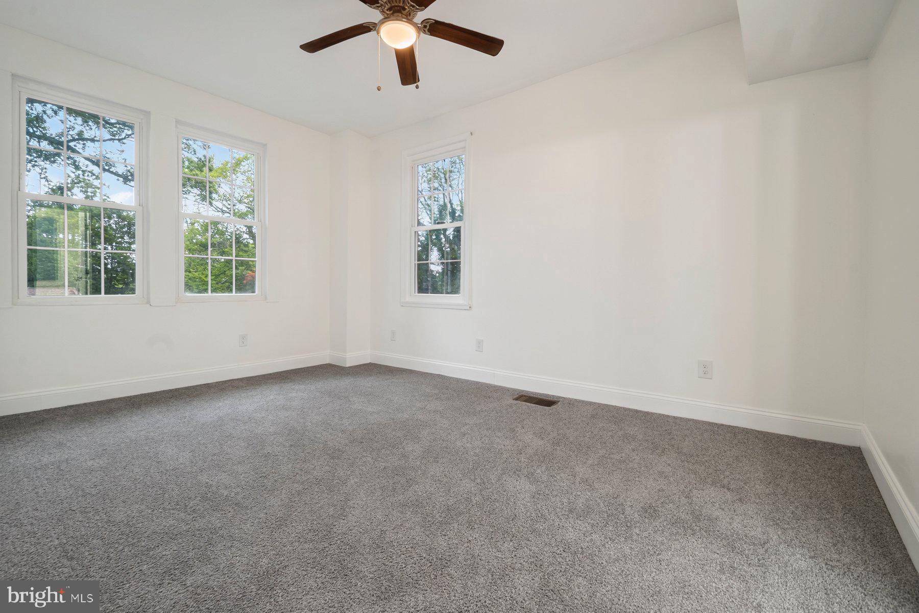 WINDSOR HILLS - Residential