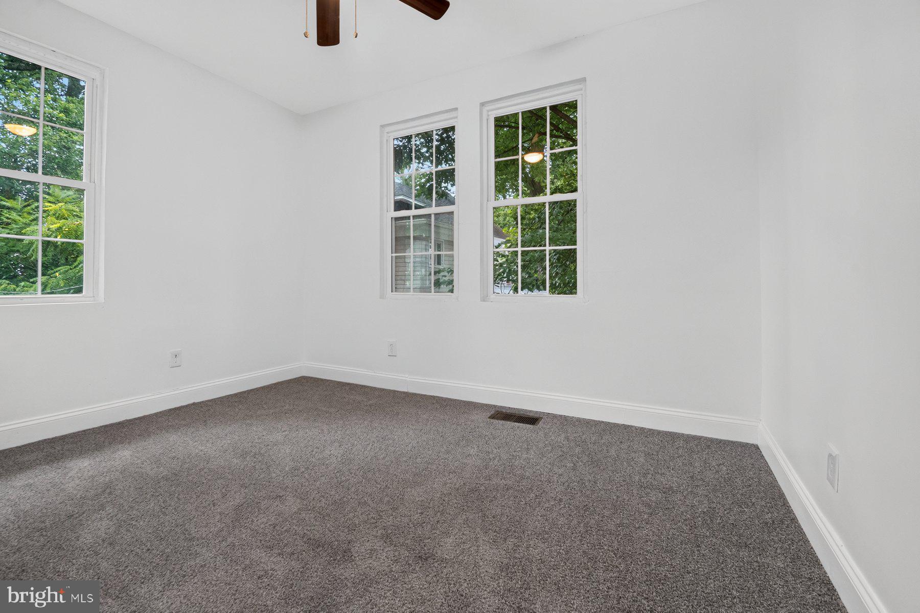 WINDSOR HILLS - Residential