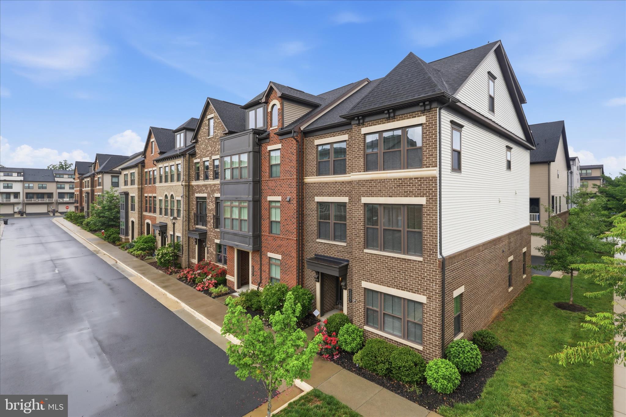 WESTMOORE AT MOOREFIELD - Residential