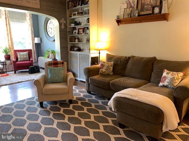 MINERSVILLE - Residential