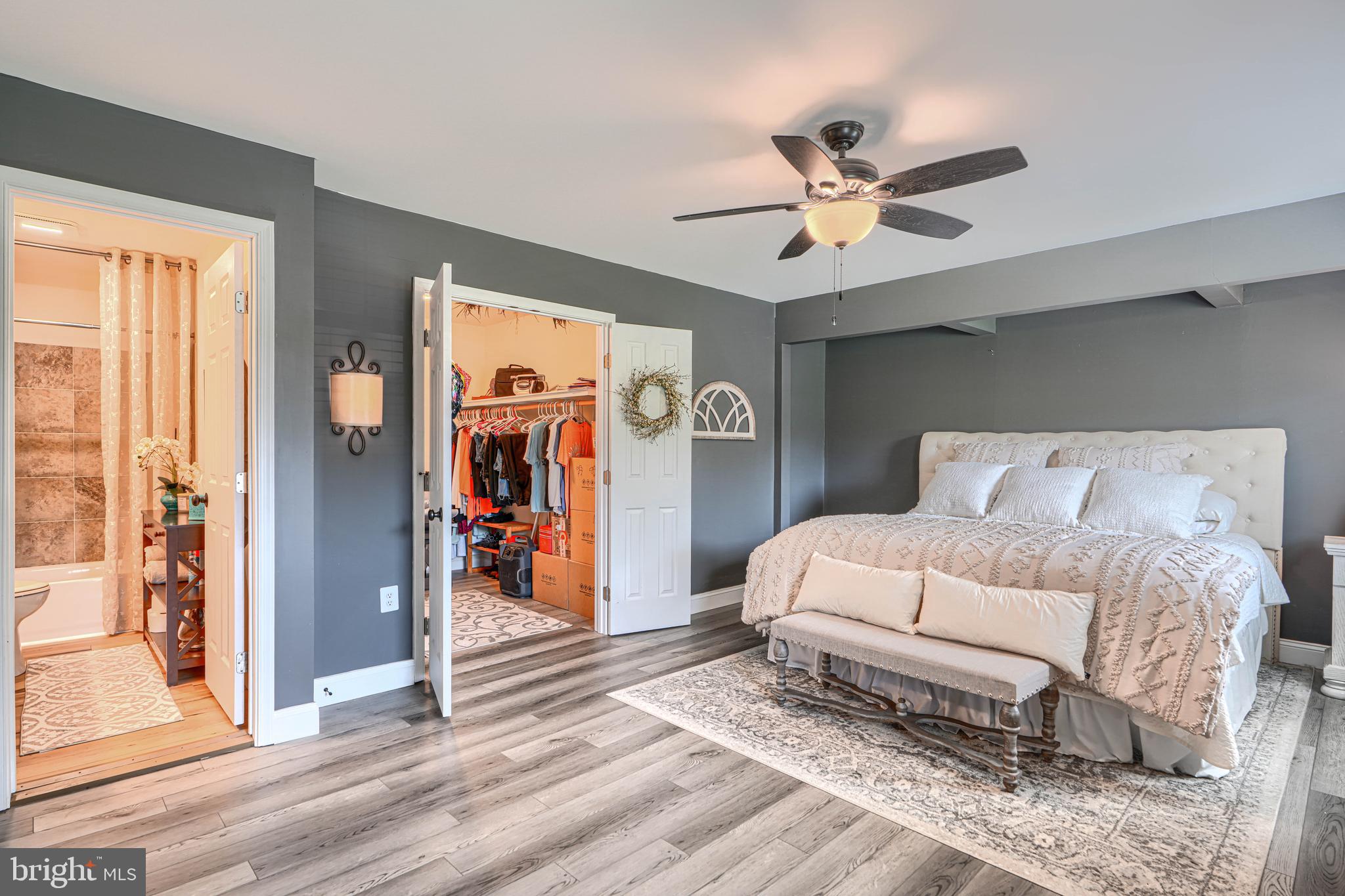 MIDDLE RIVER - Residential