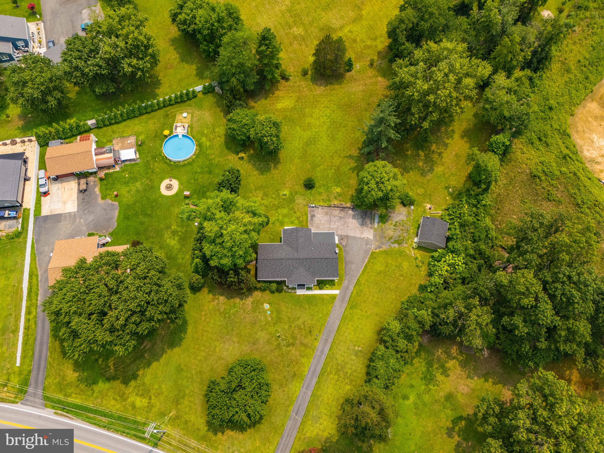 MIDDLE RIVER - Residential