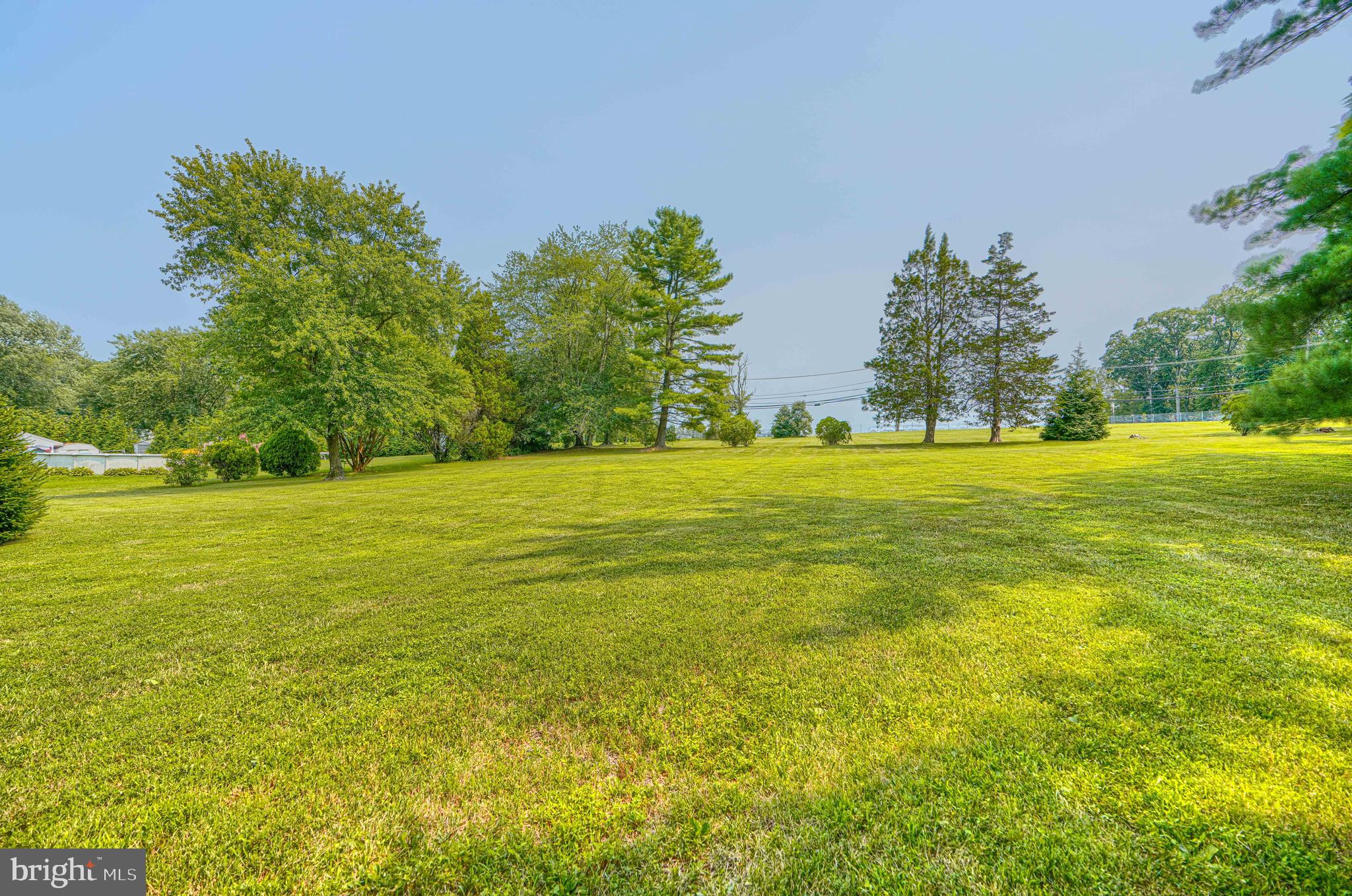 MIDDLE RIVER - Residential