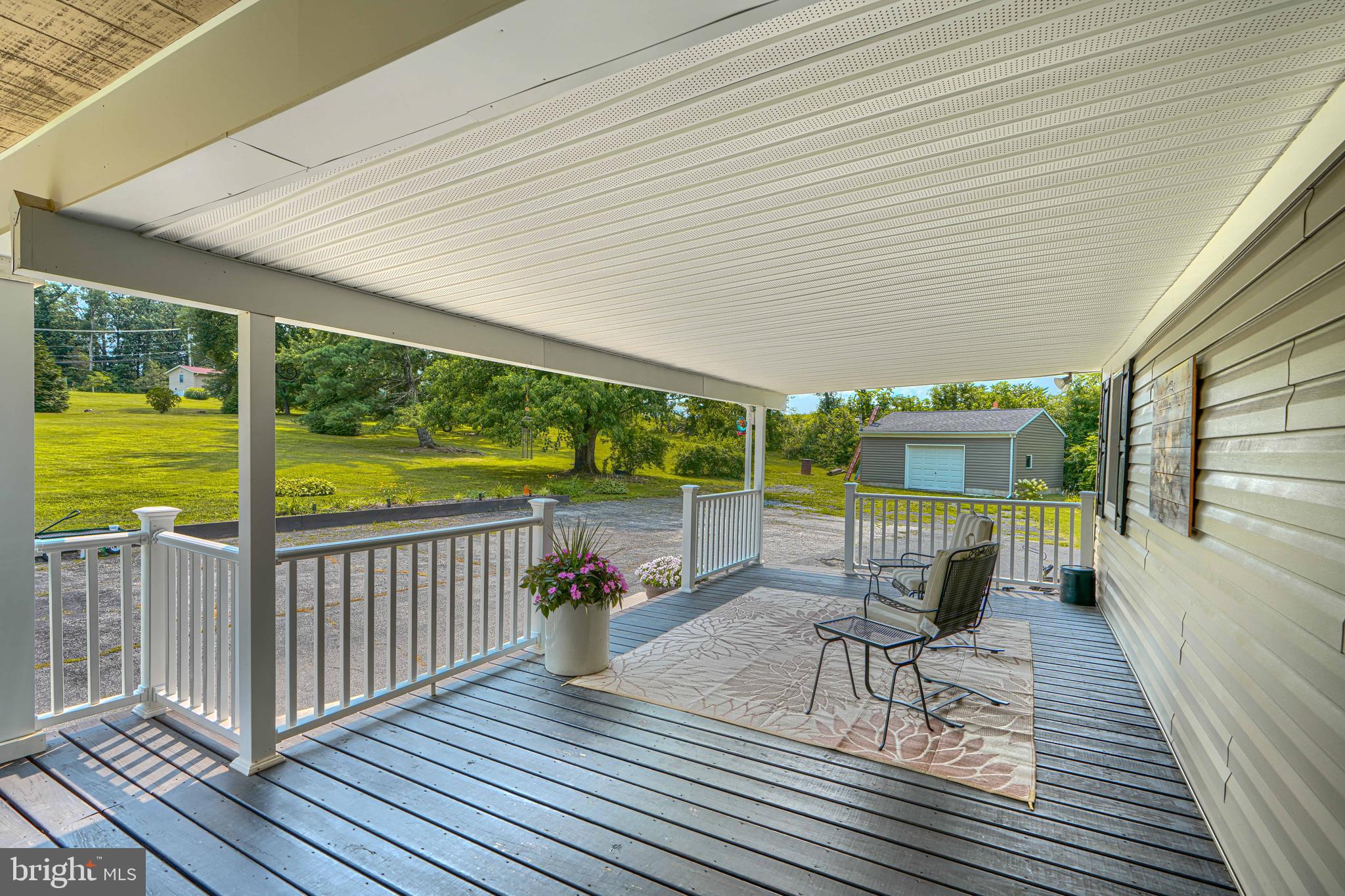 MIDDLE RIVER - Residential
