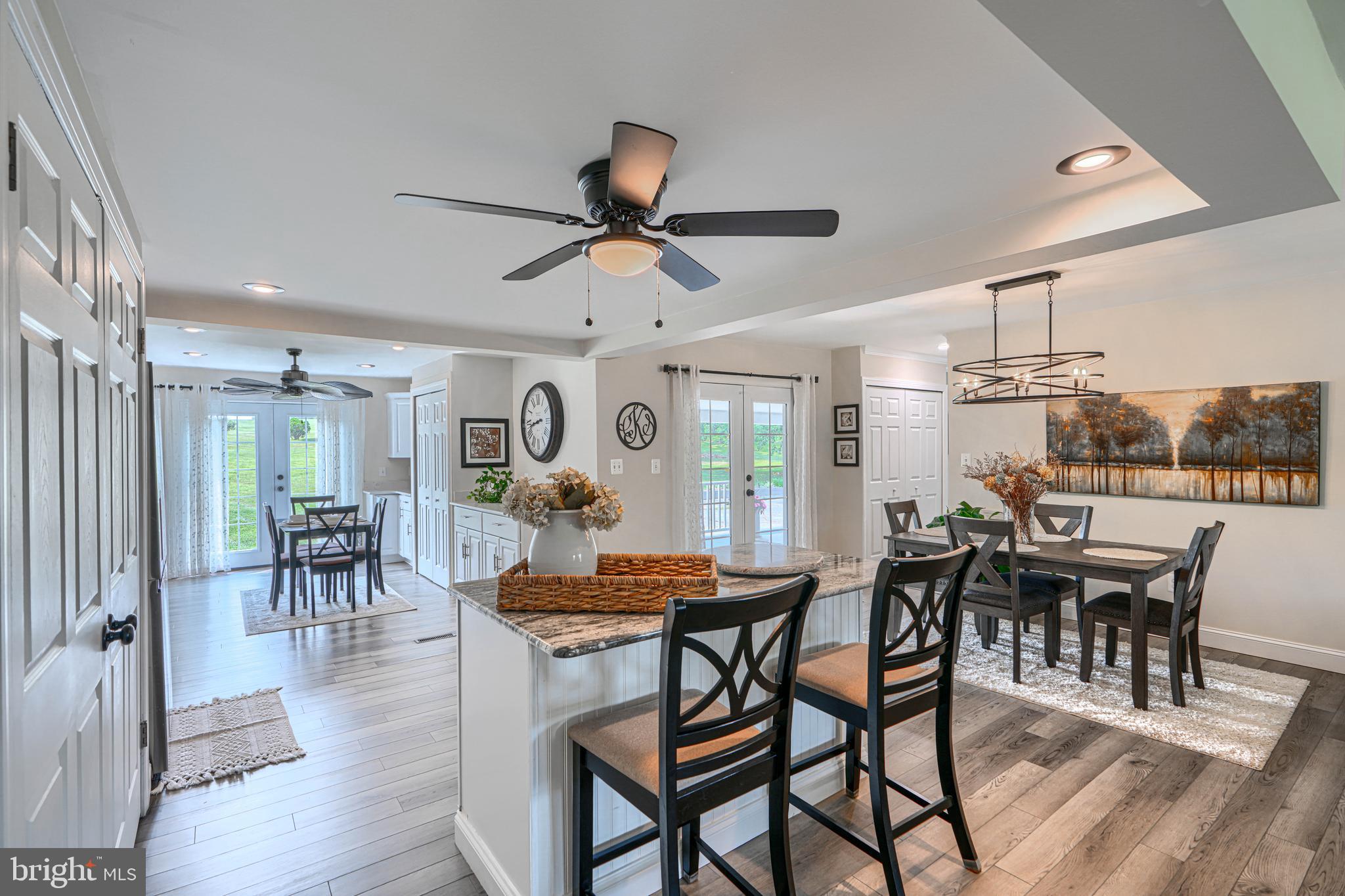 MIDDLE RIVER - Residential