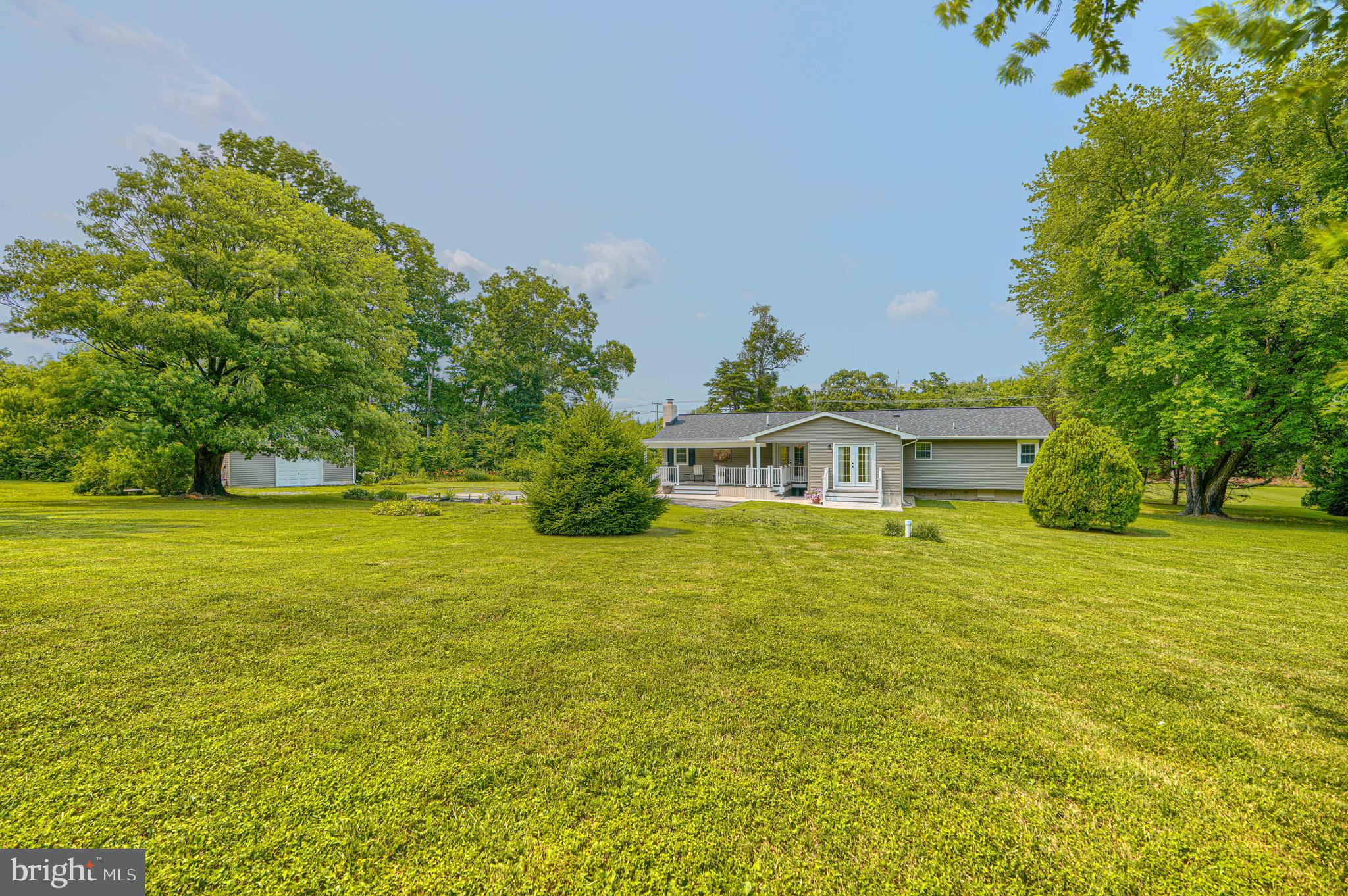 MIDDLE RIVER - Residential