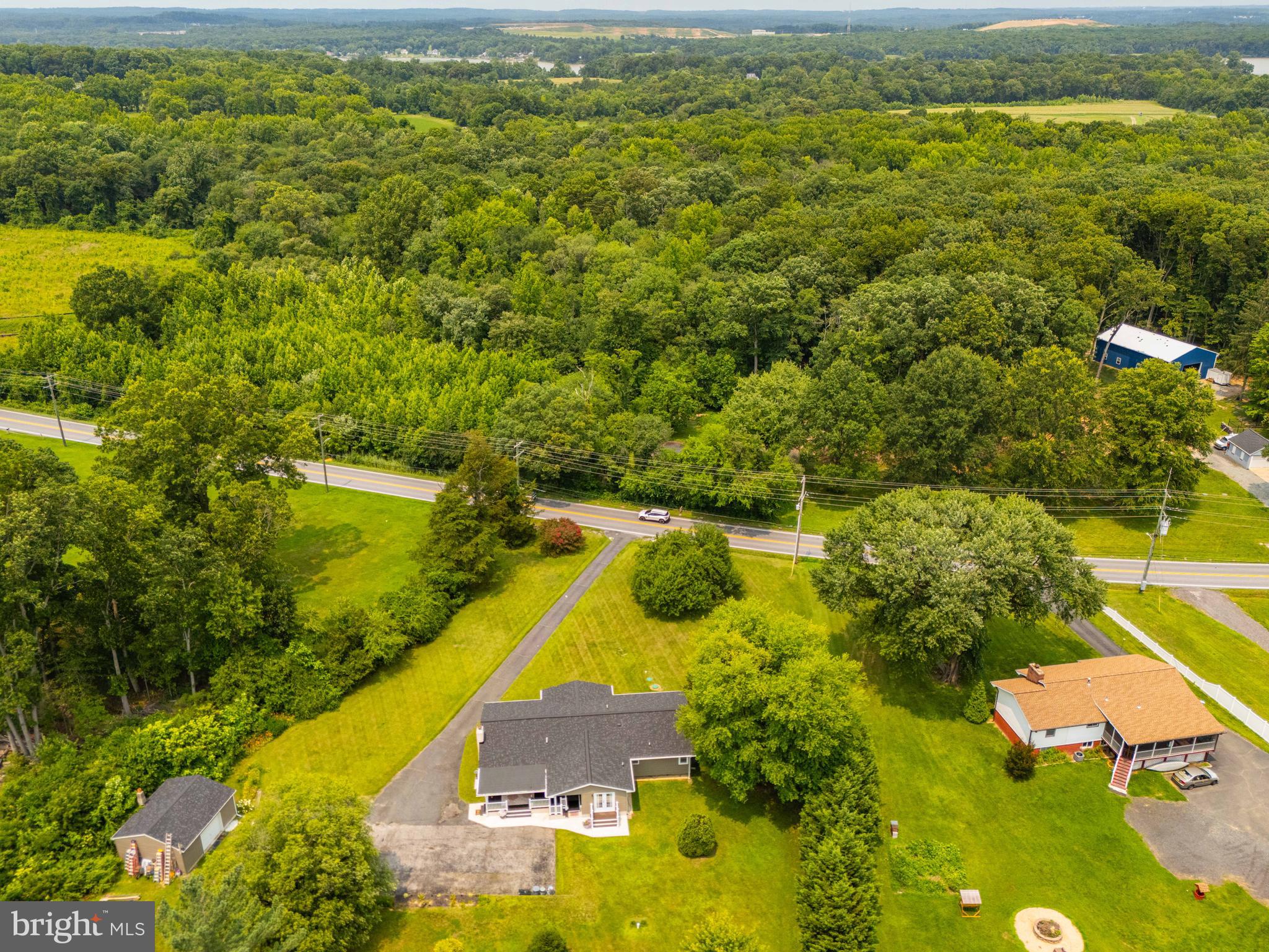 MIDDLE RIVER - Residential