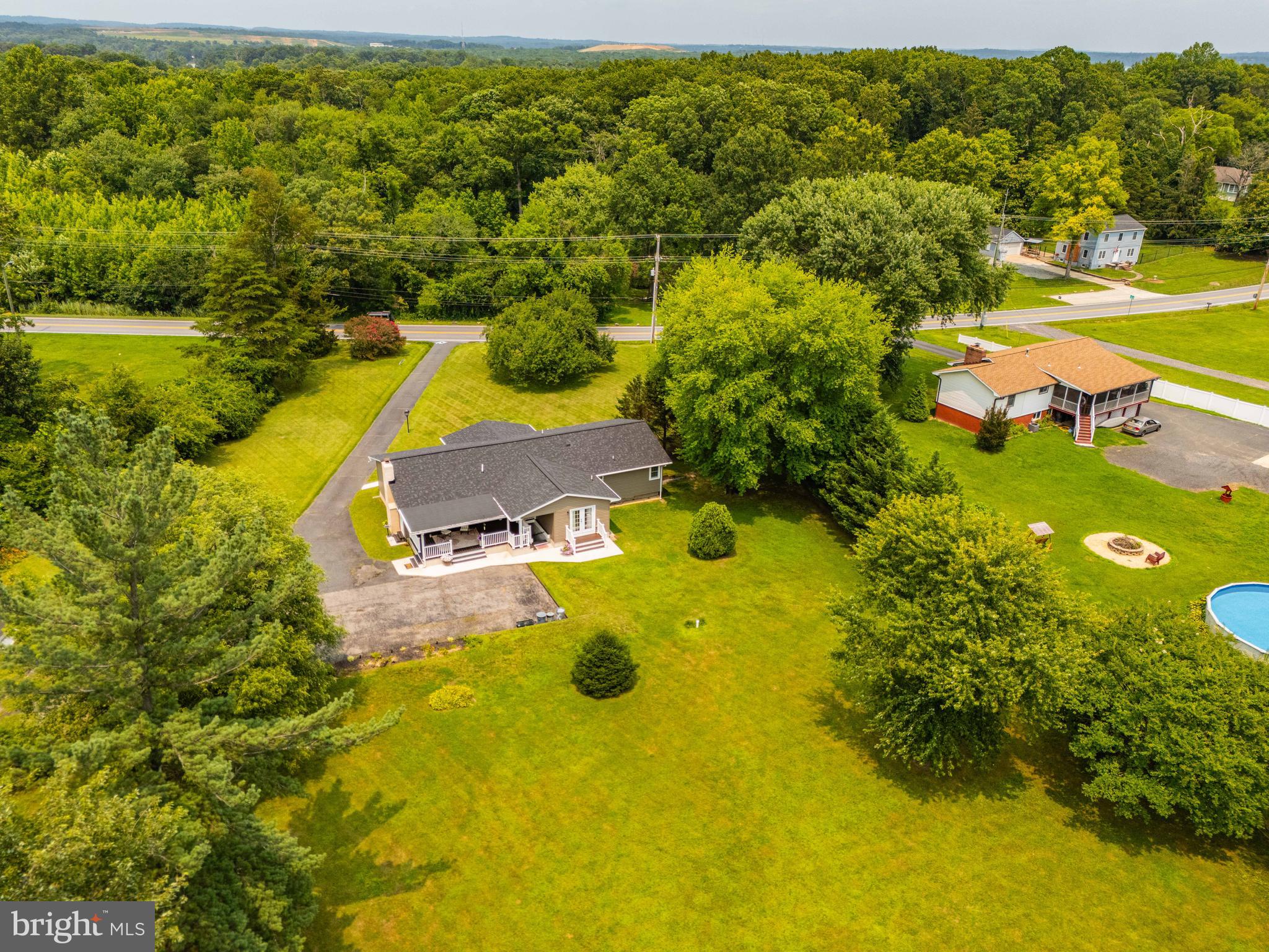 MIDDLE RIVER - Residential