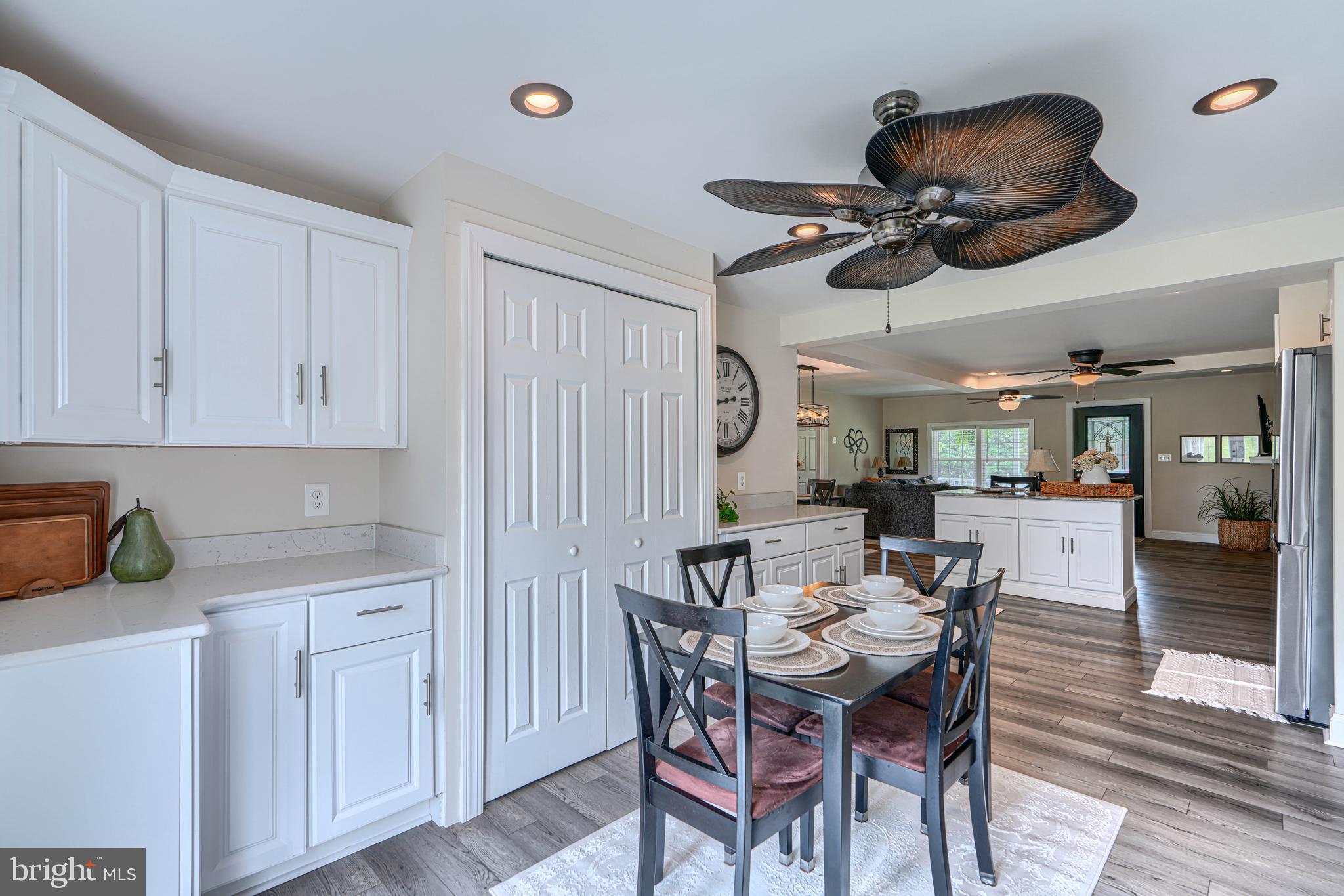 MIDDLE RIVER - Residential