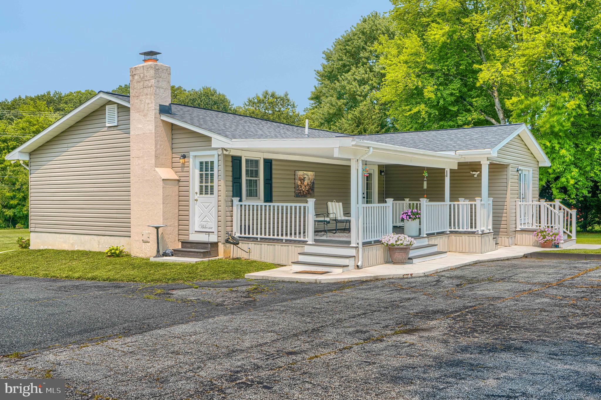MIDDLE RIVER - Residential