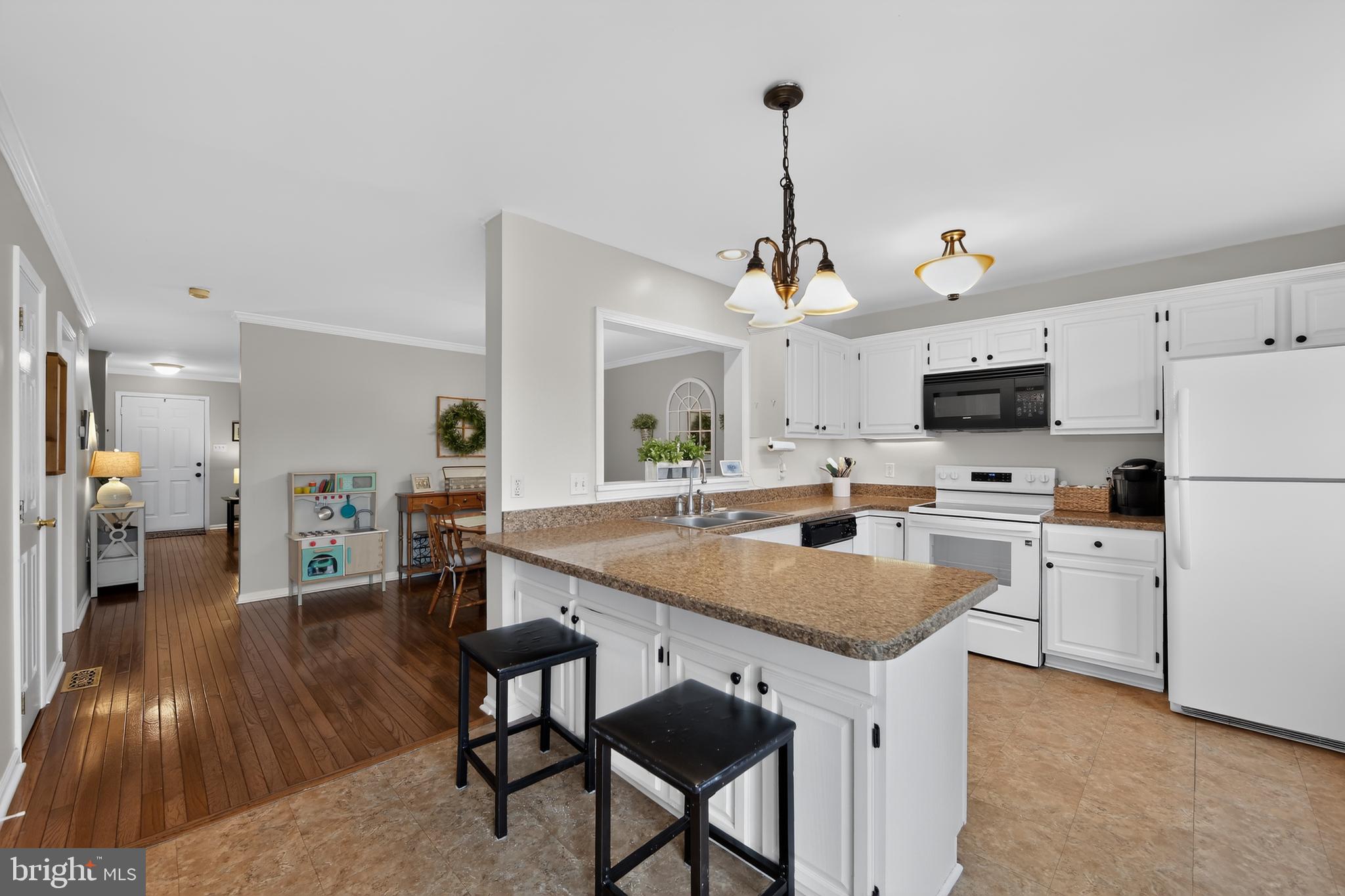 CHANDLERS CROSSING - Residential