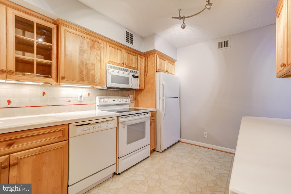 MONTEBELLO - Residential