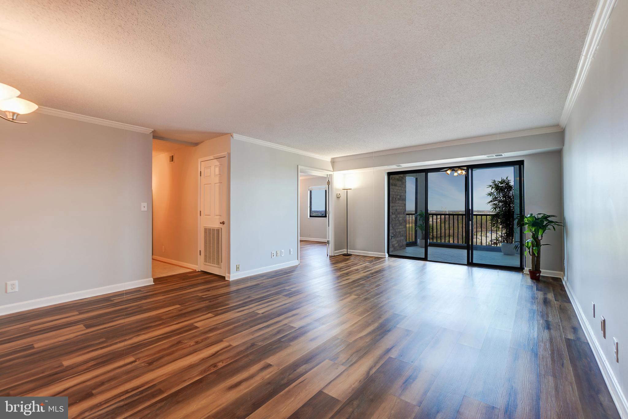 MONTEBELLO - Residential