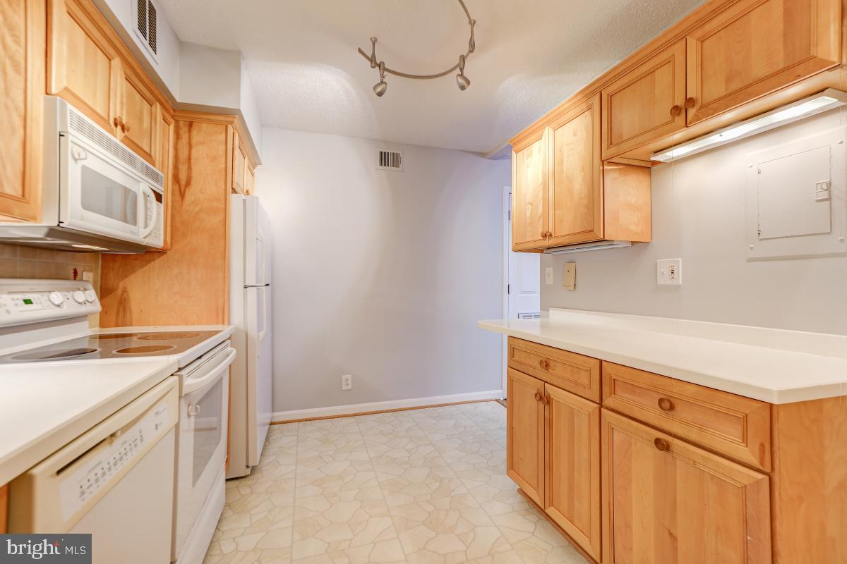 MONTEBELLO - Residential
