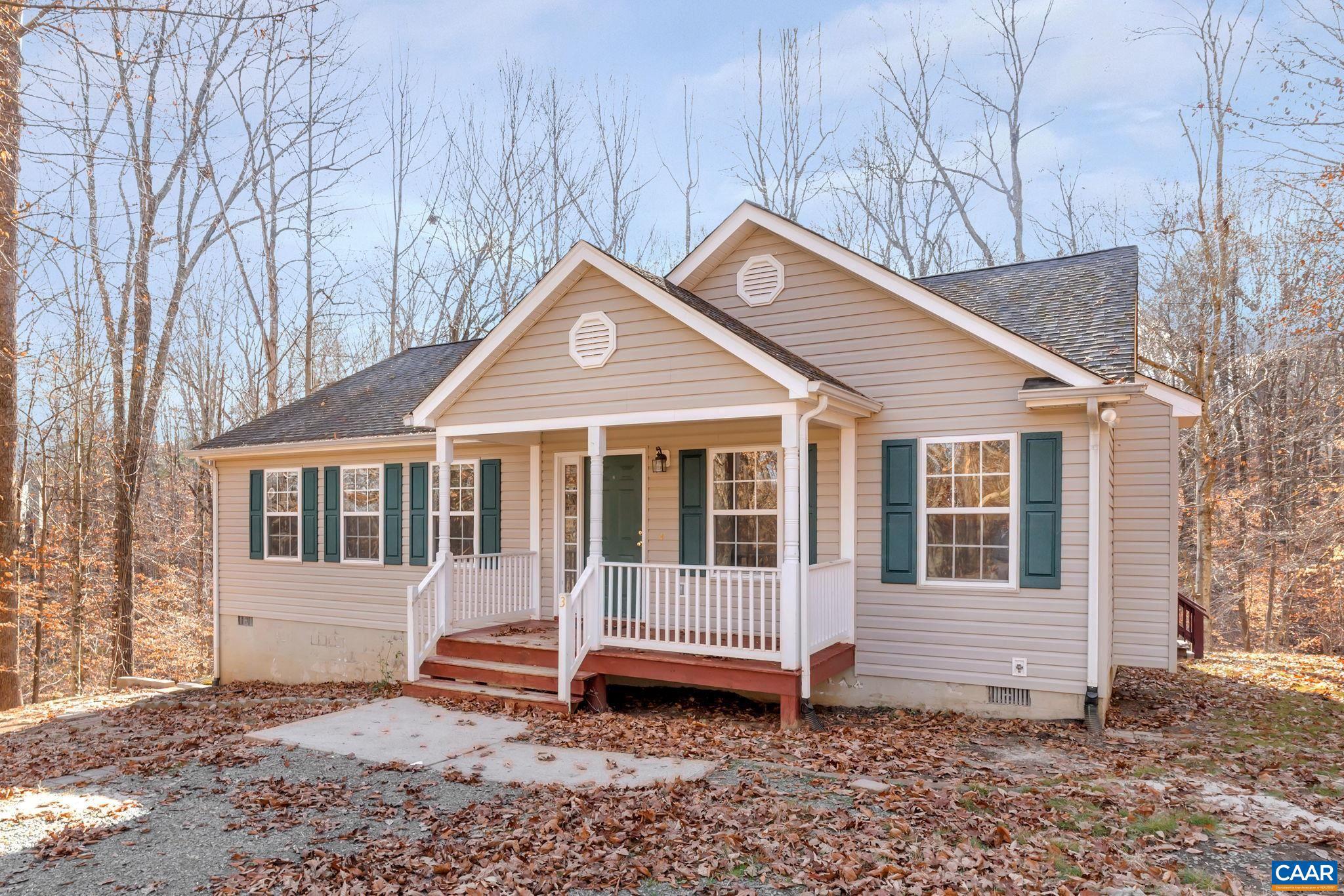LAKE MONTICELLO - Residential