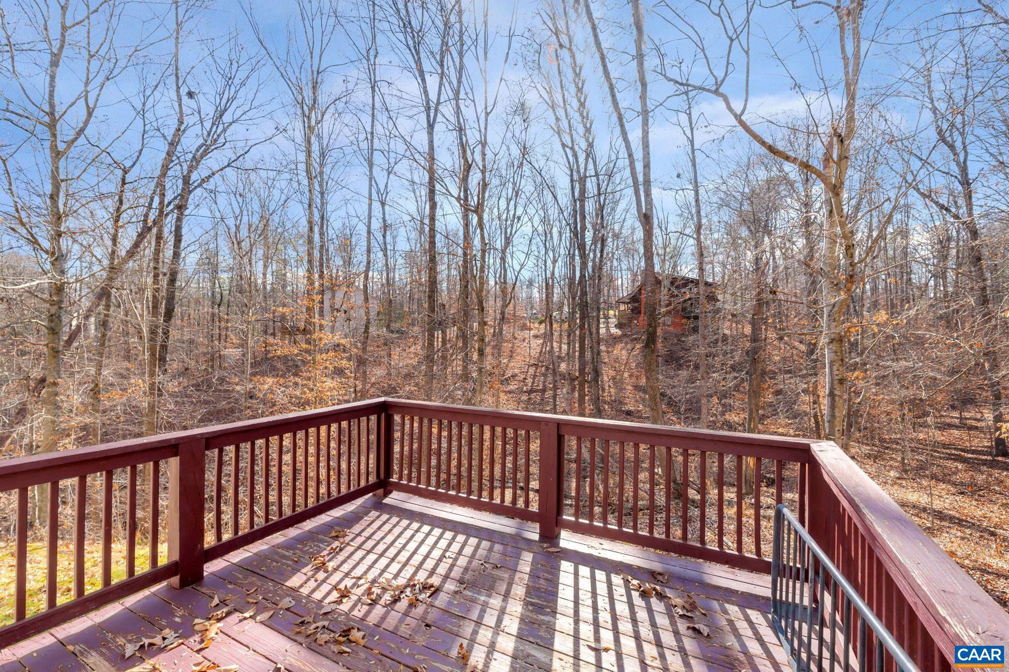 LAKE MONTICELLO - Residential