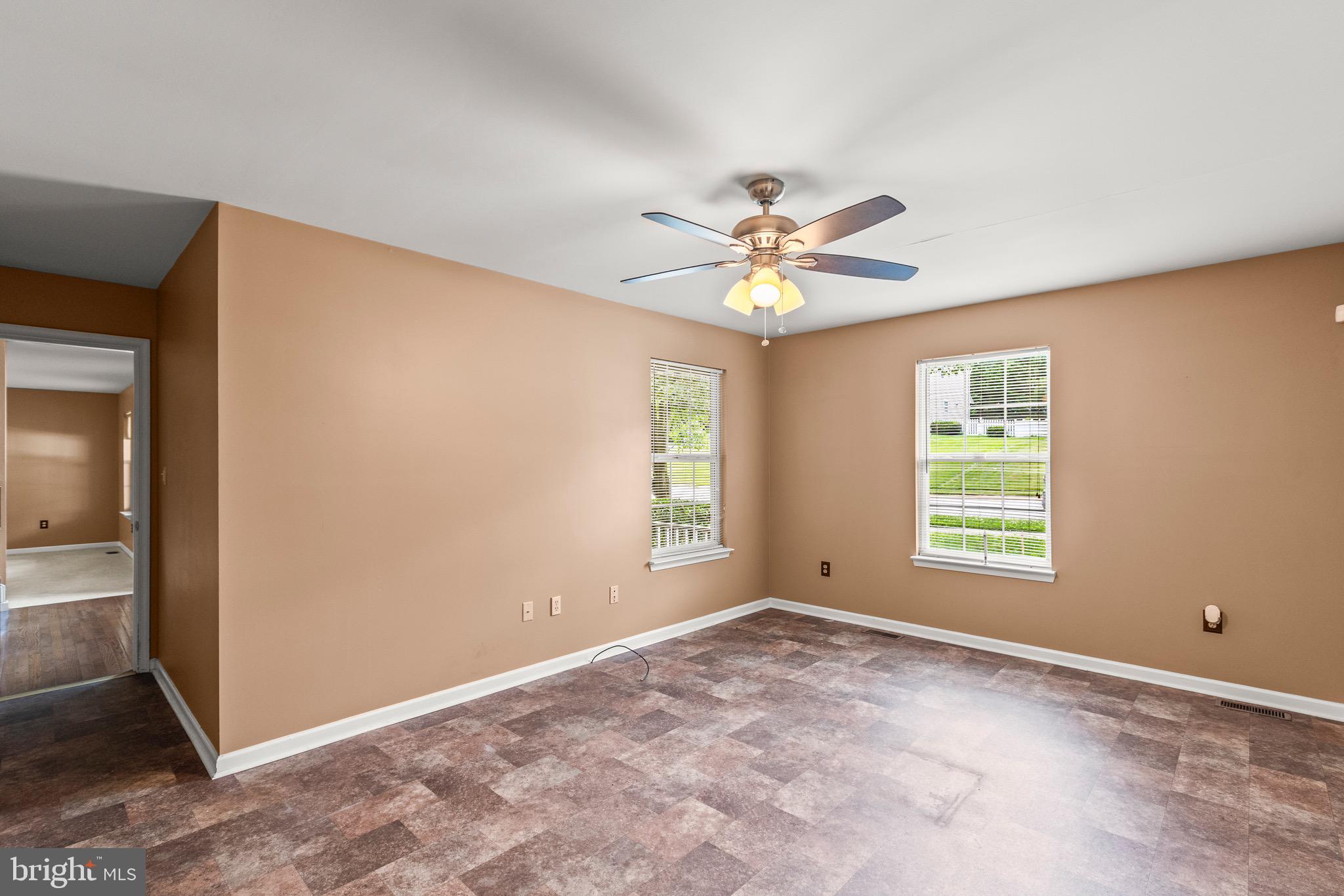 LEADER HEIGHTS CROSSING - Residential