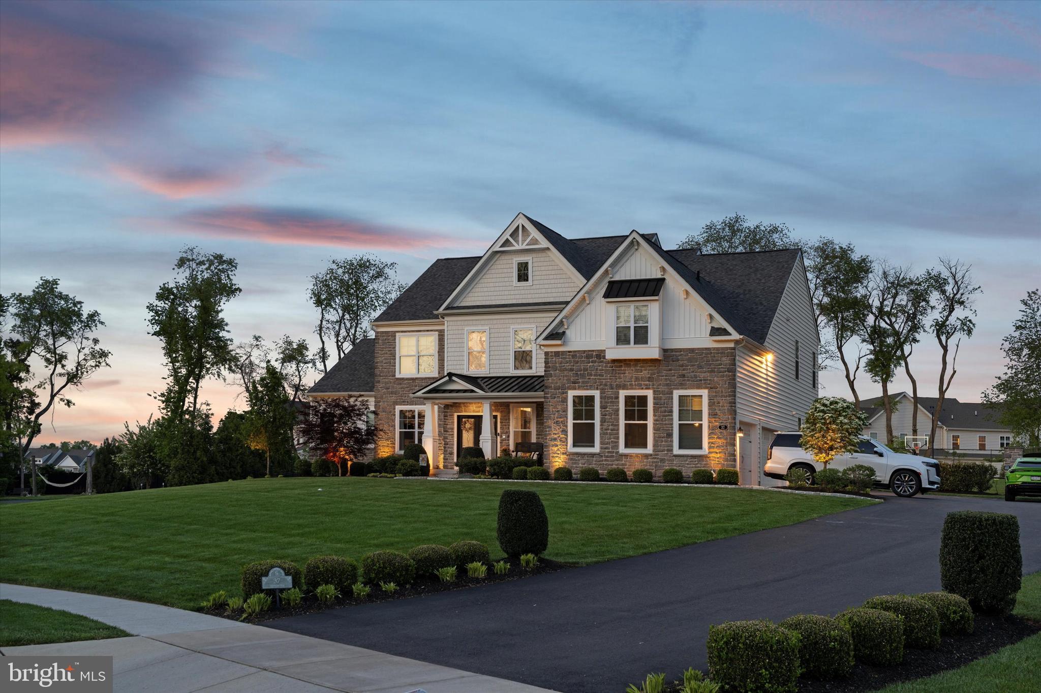 FOUNDERS RESERVE - Residential
