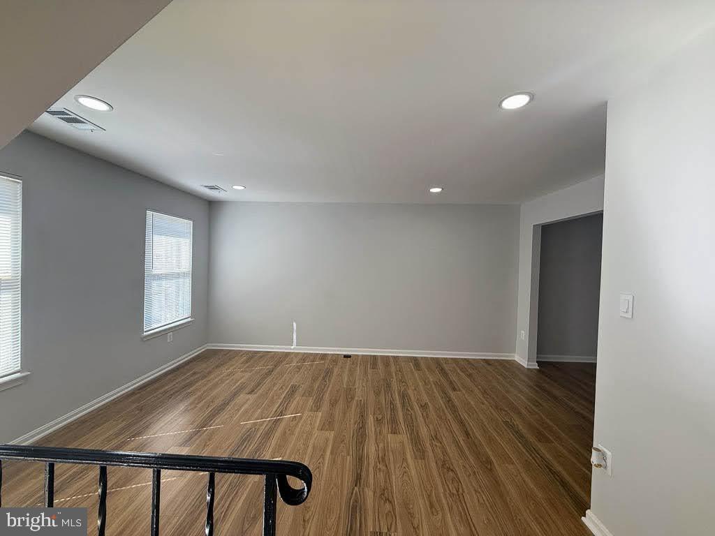 FORESTVILLE PARK - Residential