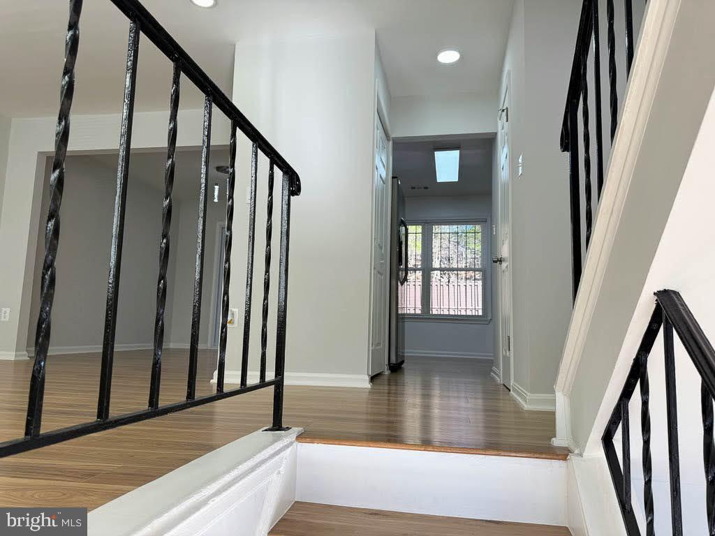FORESTVILLE PARK - Residential