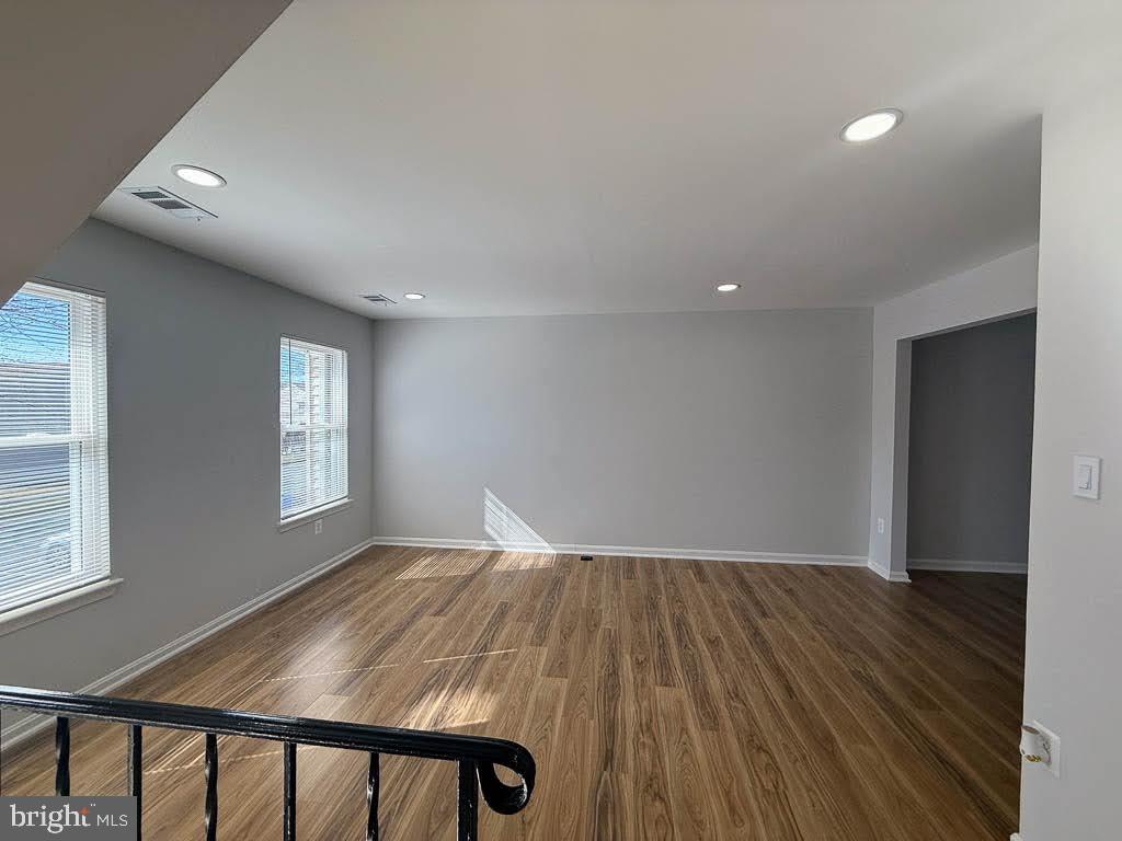 FORESTVILLE PARK - Residential