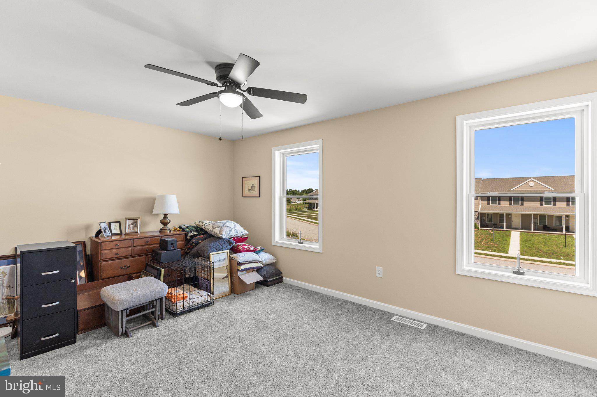 COLONIAL RIDGE - Residential