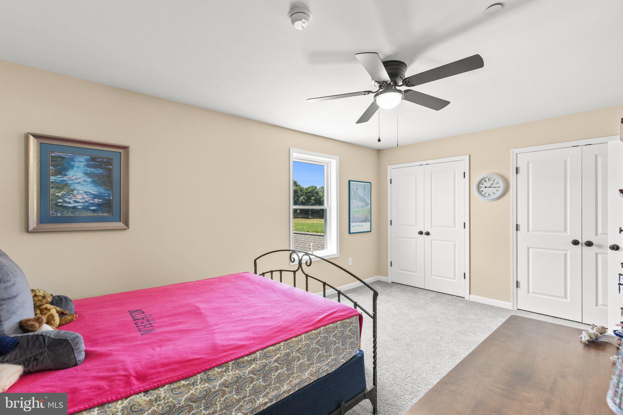 COLONIAL RIDGE - Residential