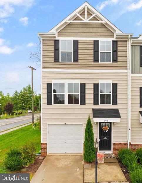 **Open House Sunday 4/6th from 1-3PM** Gorgeous, extremely well-maintained end-unit townhouse for rent in the heart of beautiful, quaint Culpeper. Situated in a quiet neighborhood, this 3 bedroom and 2 bath home boasts spacious bedrooms, bright large windows throughout, and a completely fenced in backyard with a patio entertaining area. This home is close to shopping, Lake Pelham, and is conveniently located minutes from route 15 and 29 for an easy commute no matter where you're going! With three finished stories, a utility/workroom right off the attached garage and a fenced in yard, there is plenty of room for the family in this beautiful home.  Available April 1st.