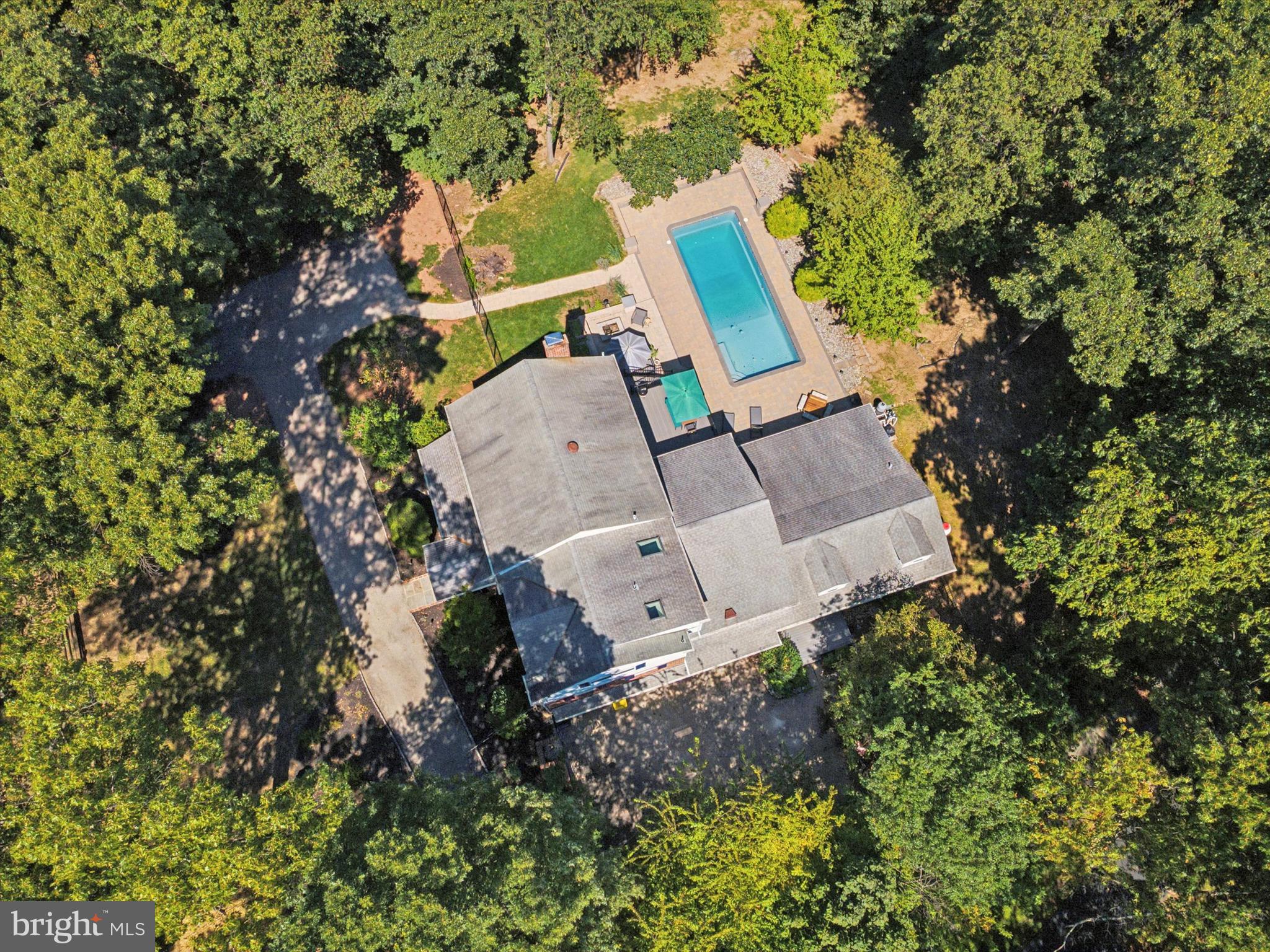 WAYNEWOOD - Residential