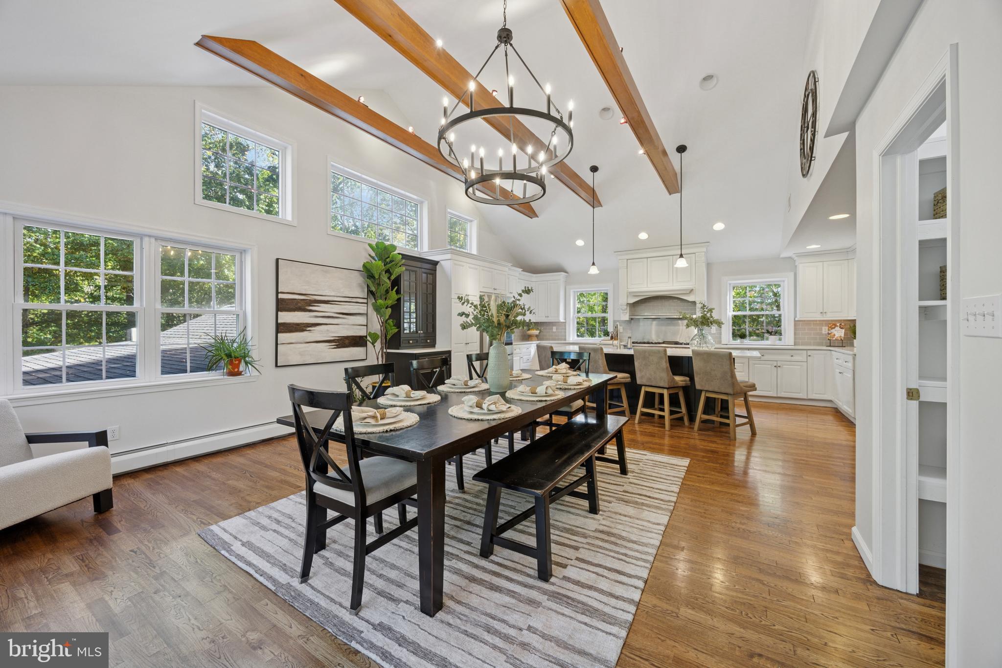 WAYNEWOOD - Residential