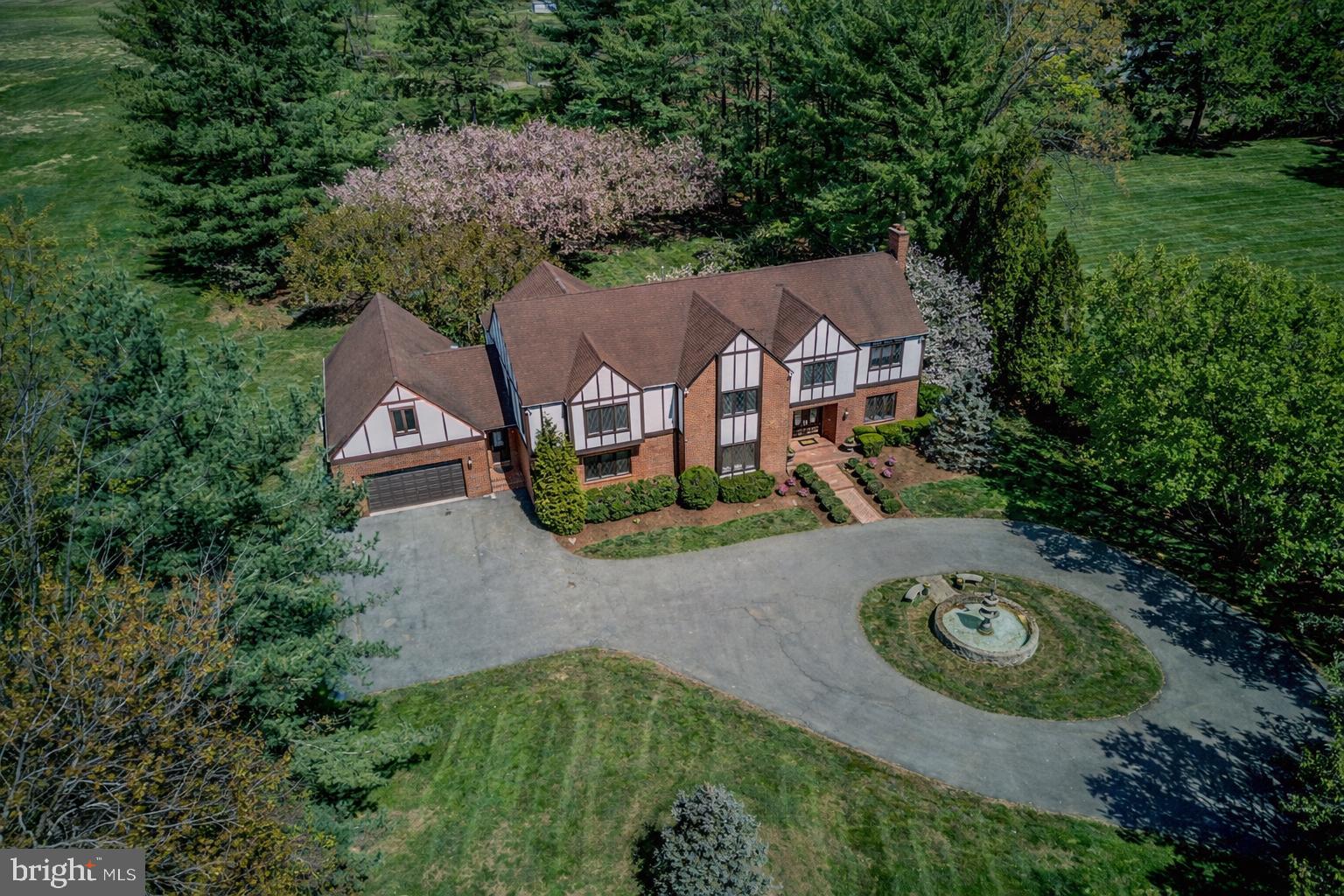 TRAVILAH MEADOWS - Residential