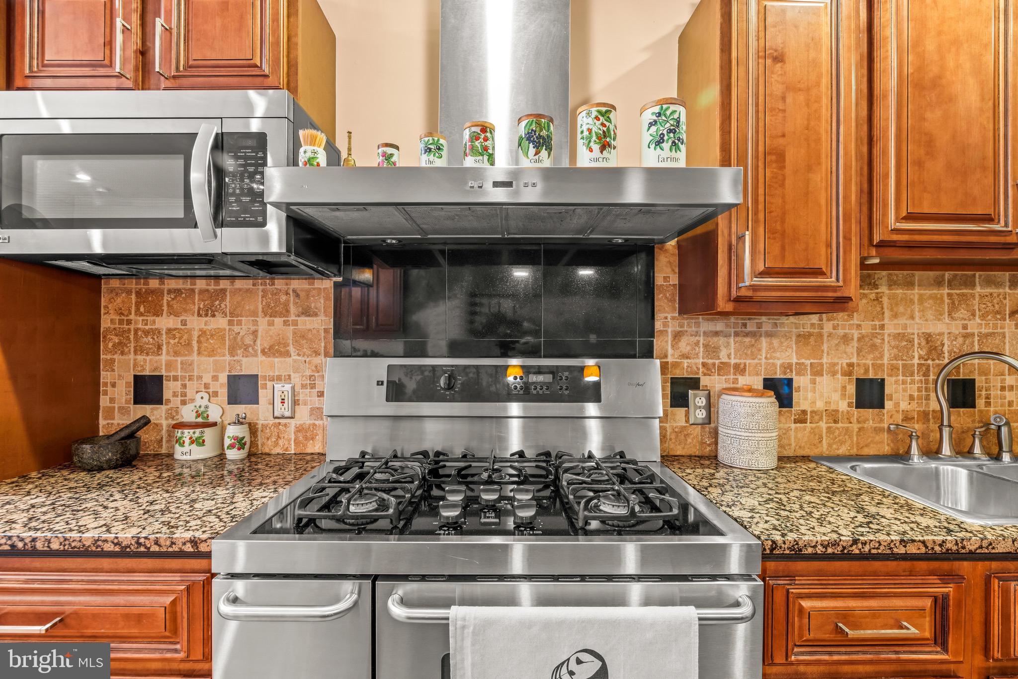 BUTCHERS HILL - Residential