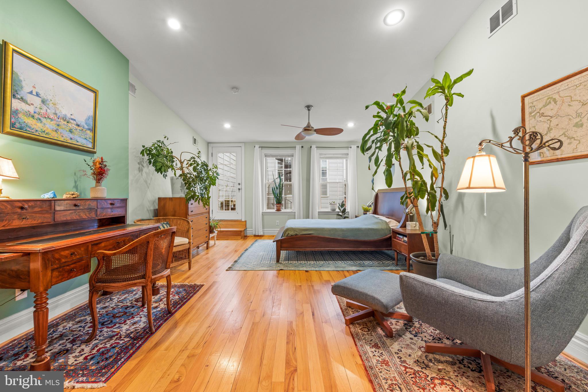 BUTCHERS HILL - Residential