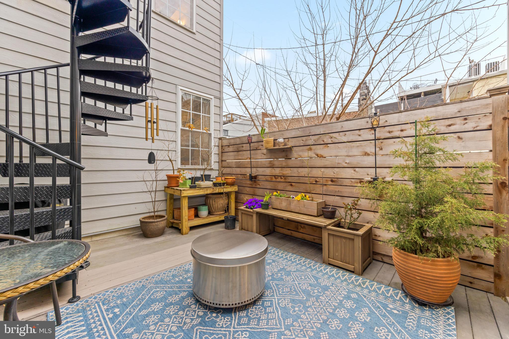 BUTCHERS HILL - Residential