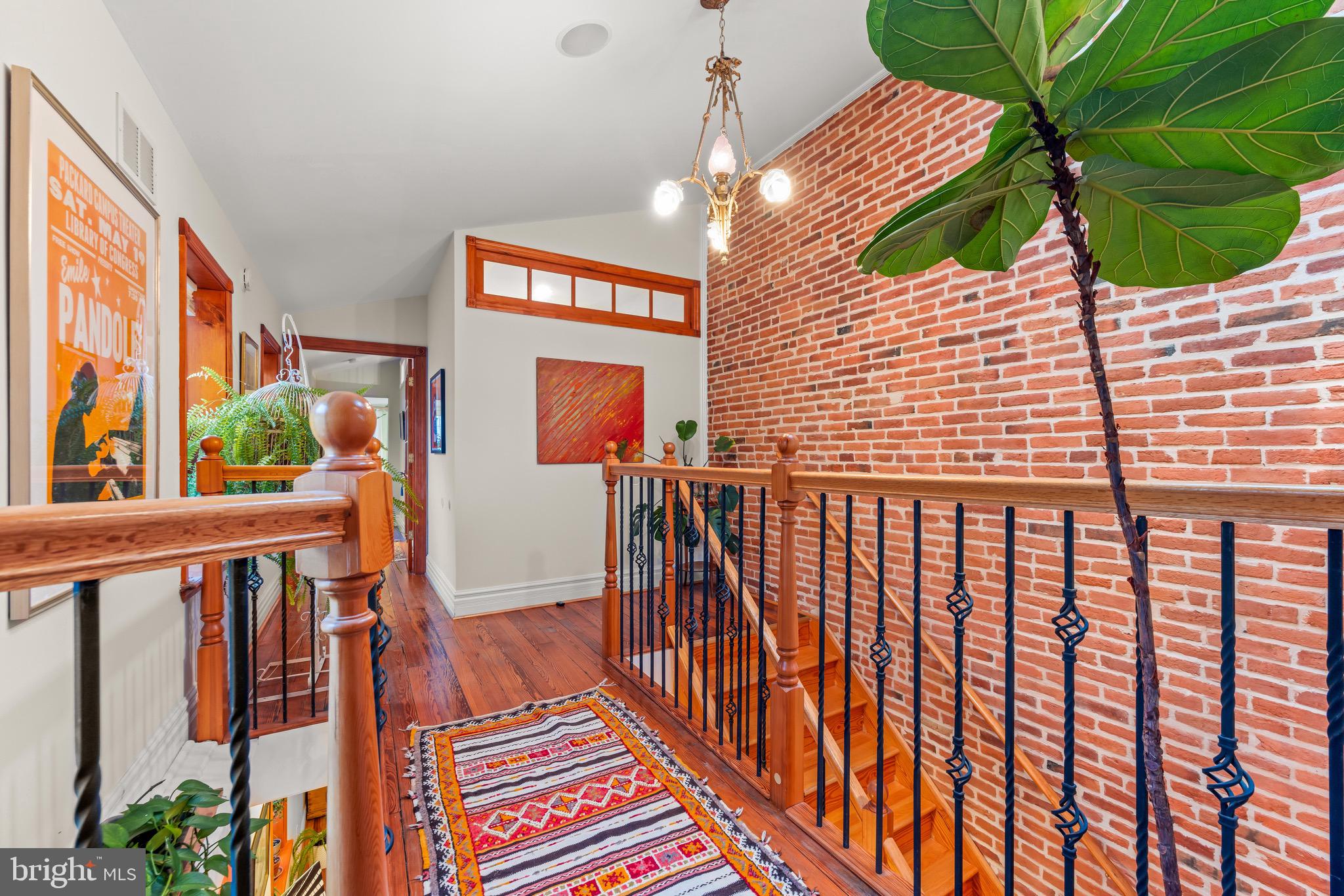 BUTCHERS HILL - Residential