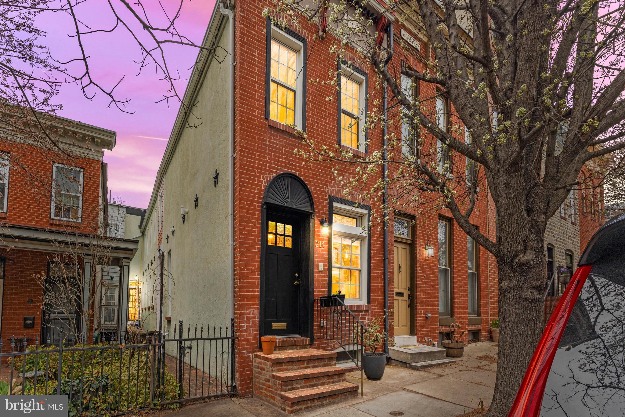BUTCHERS HILL - Residential