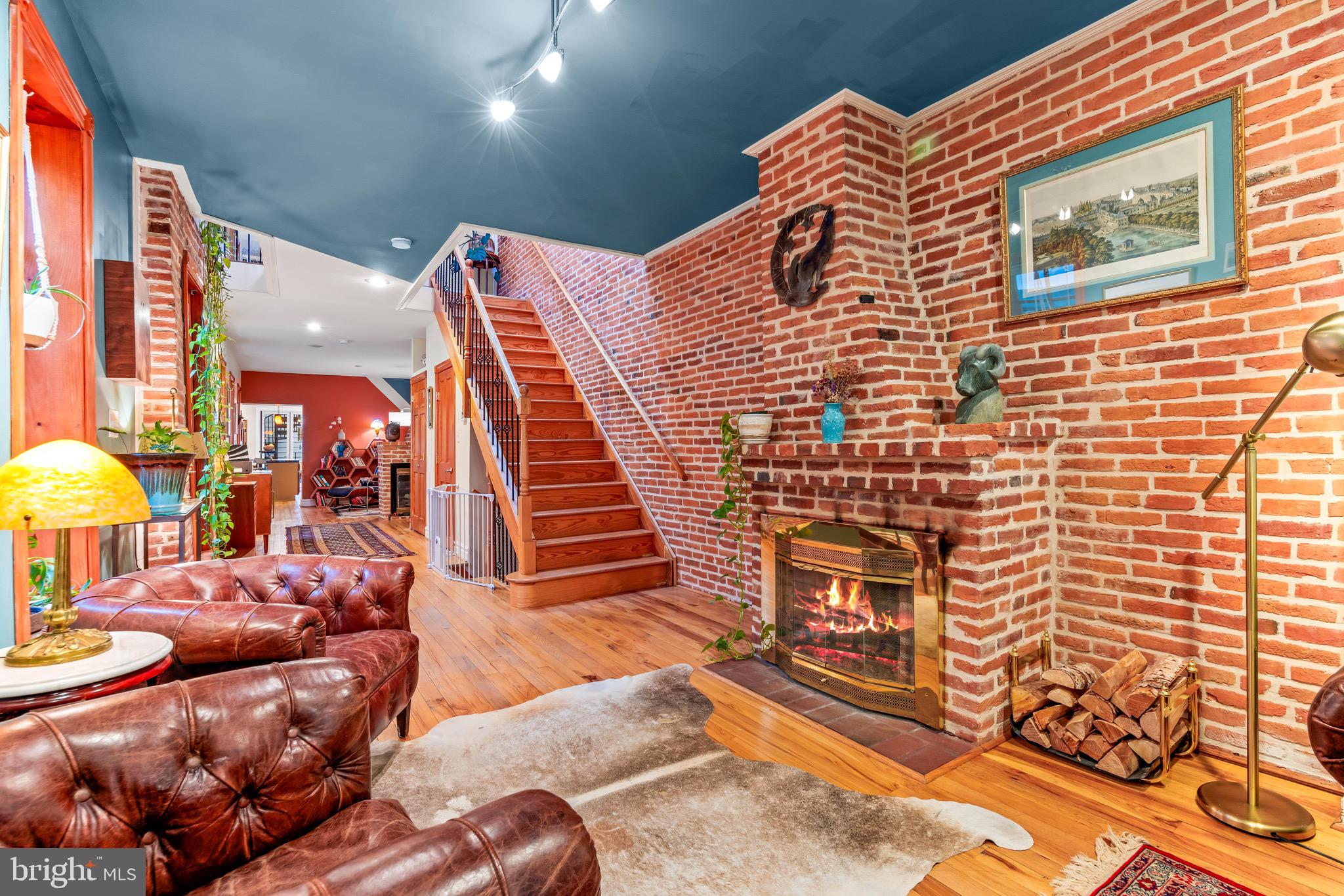 BUTCHERS HILL - Residential