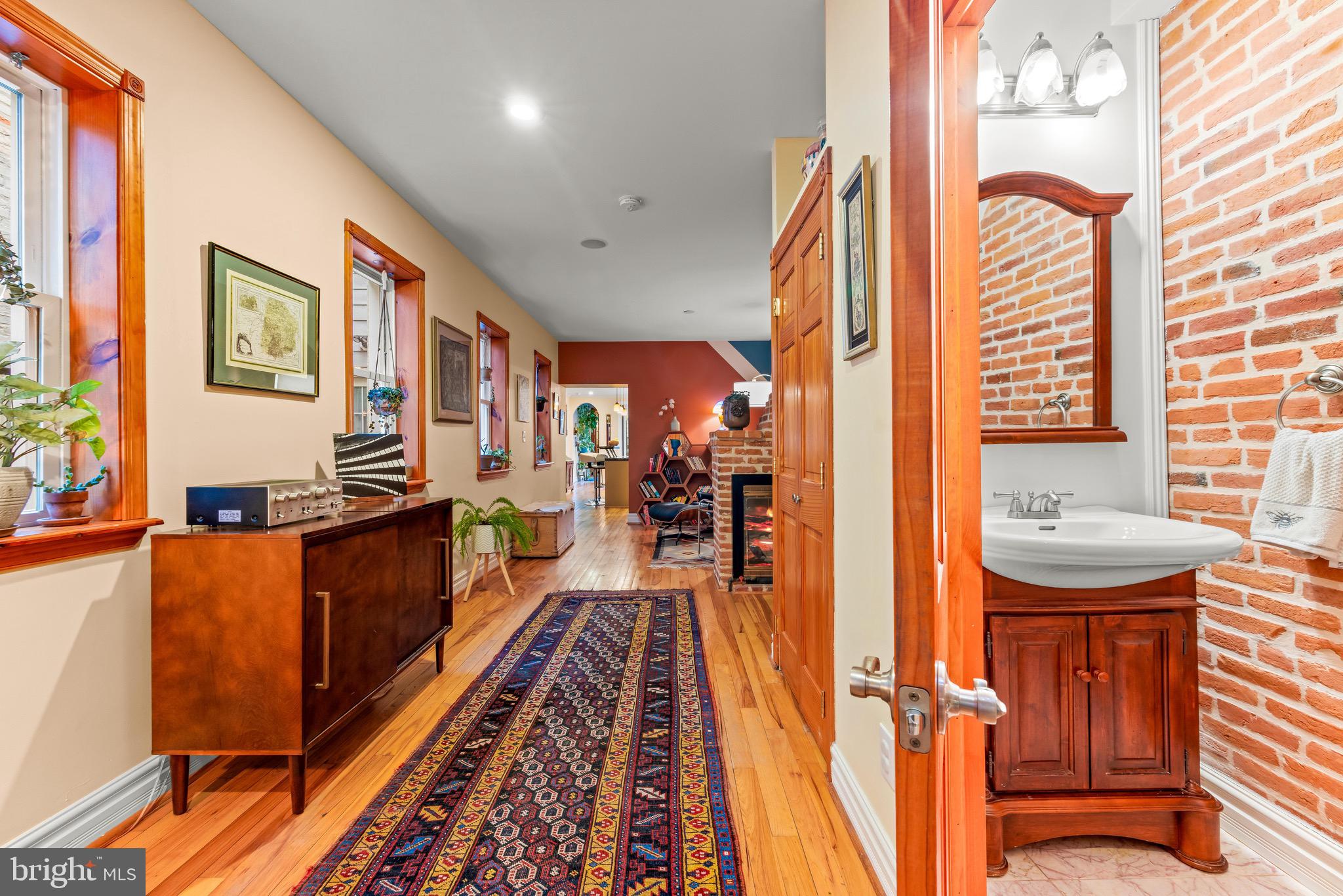 BUTCHERS HILL - Residential