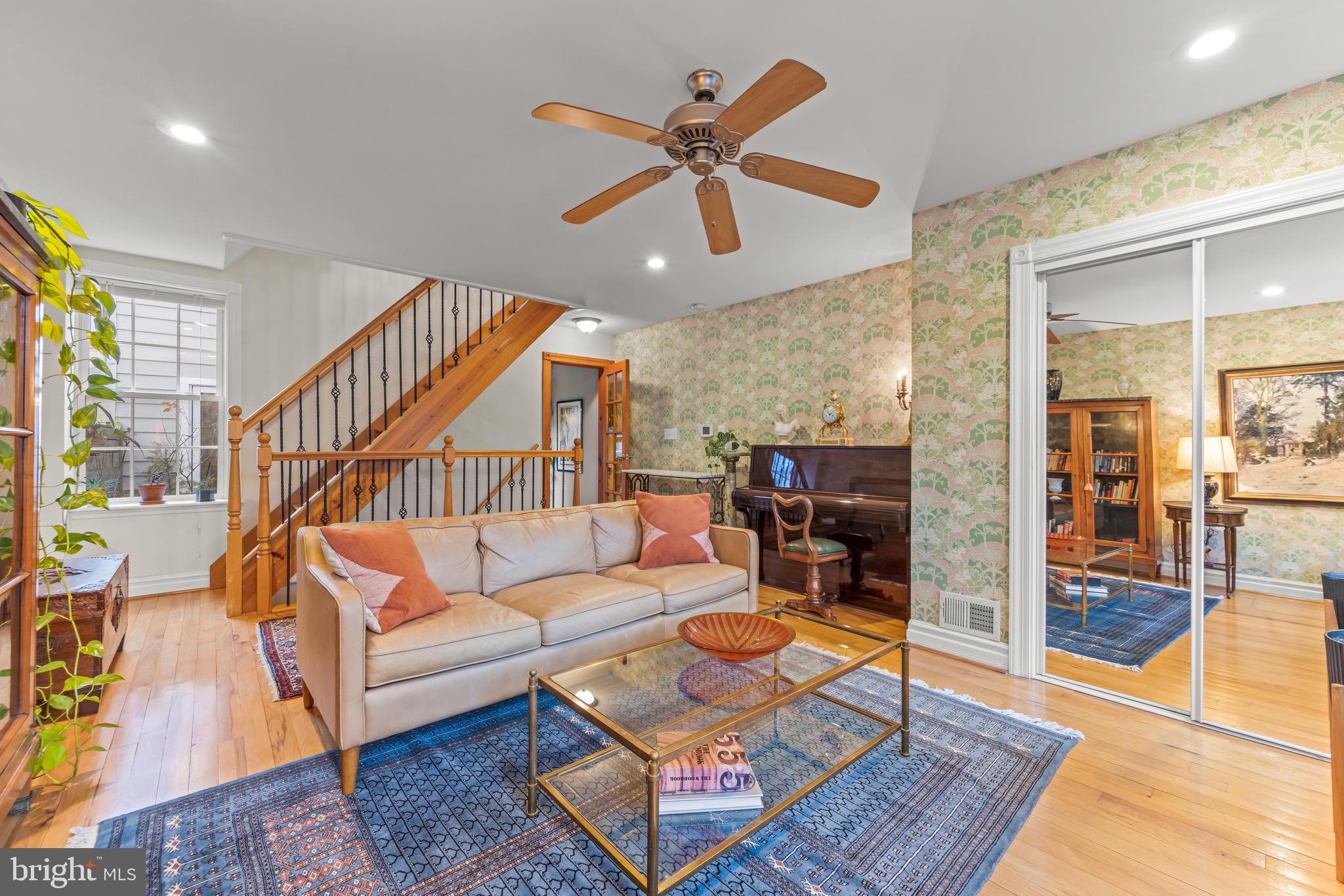 BUTCHERS HILL - Residential
