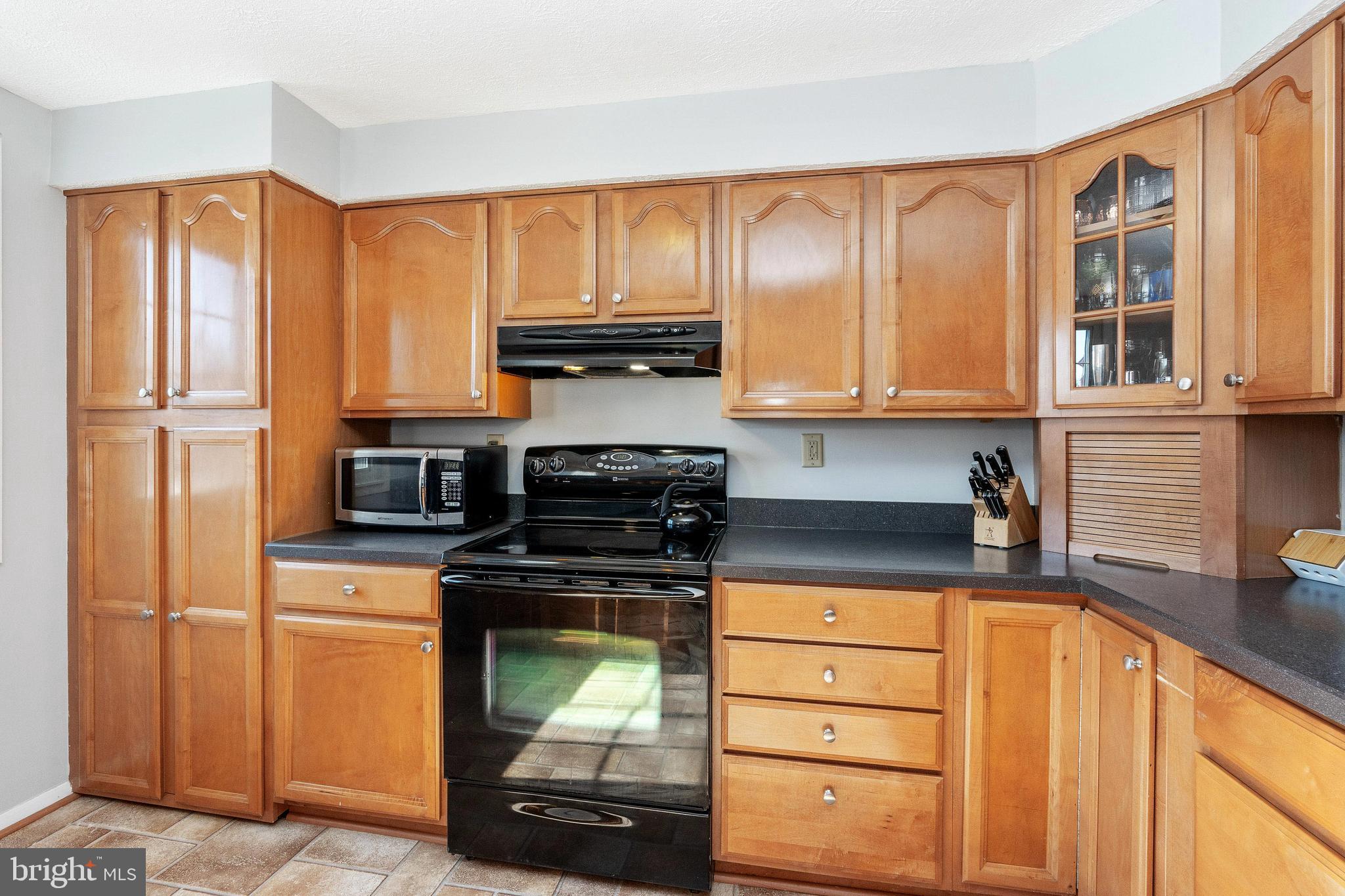 FARMBROOK - Residential Lease