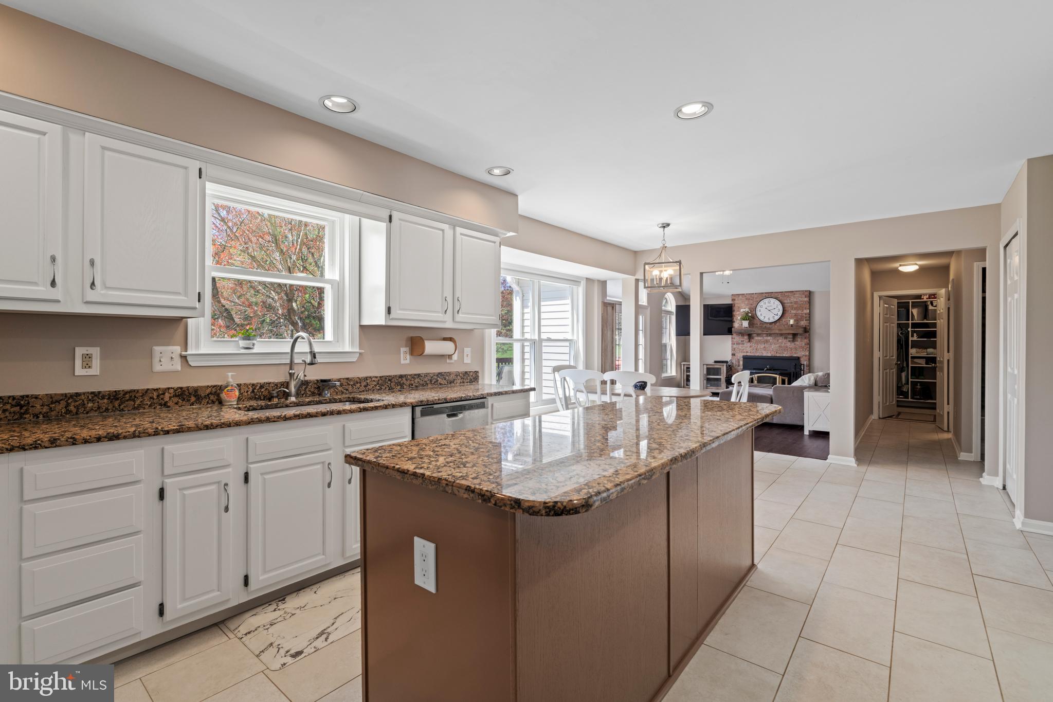 HURLINE FARMS - Residential