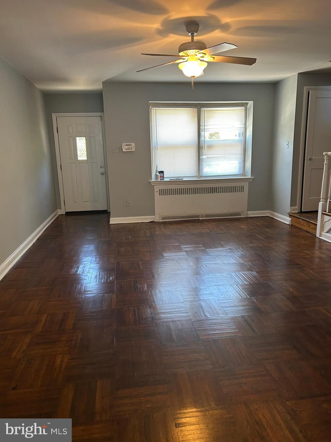 WALNUT HILL - Residential