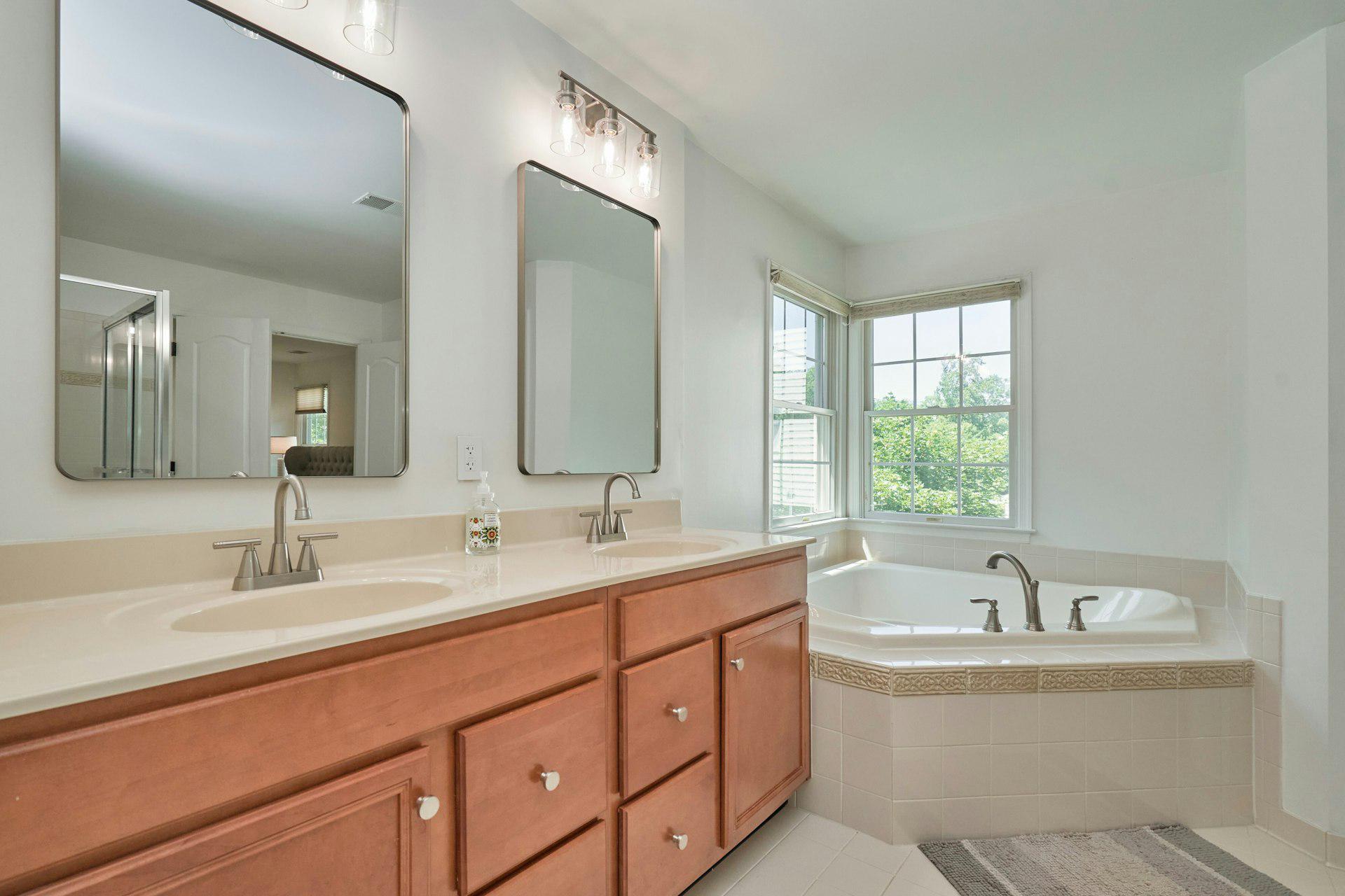 DOMINION VALLEY COUNTRY CLUB - Residential