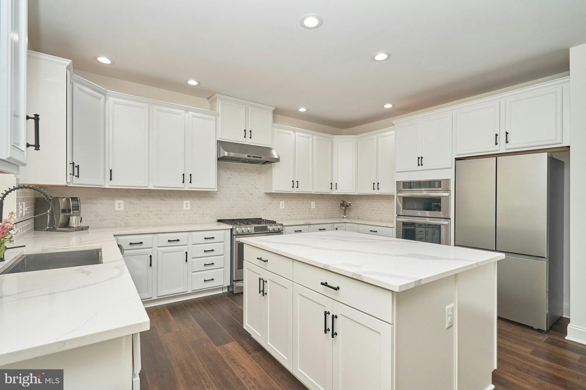 DOMINION VALLEY COUNTRY CLUB - Residential