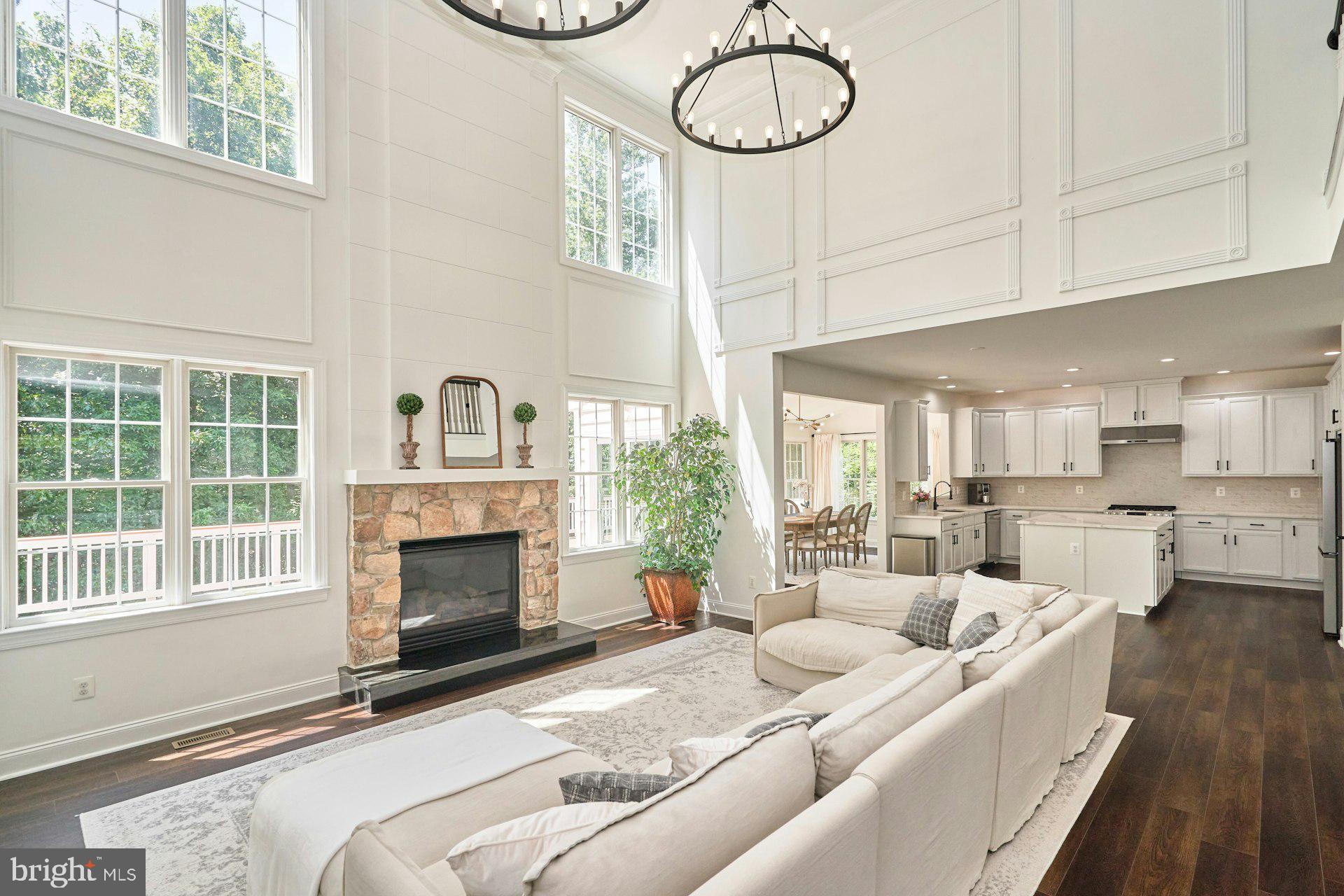 DOMINION VALLEY COUNTRY CLUB - Residential