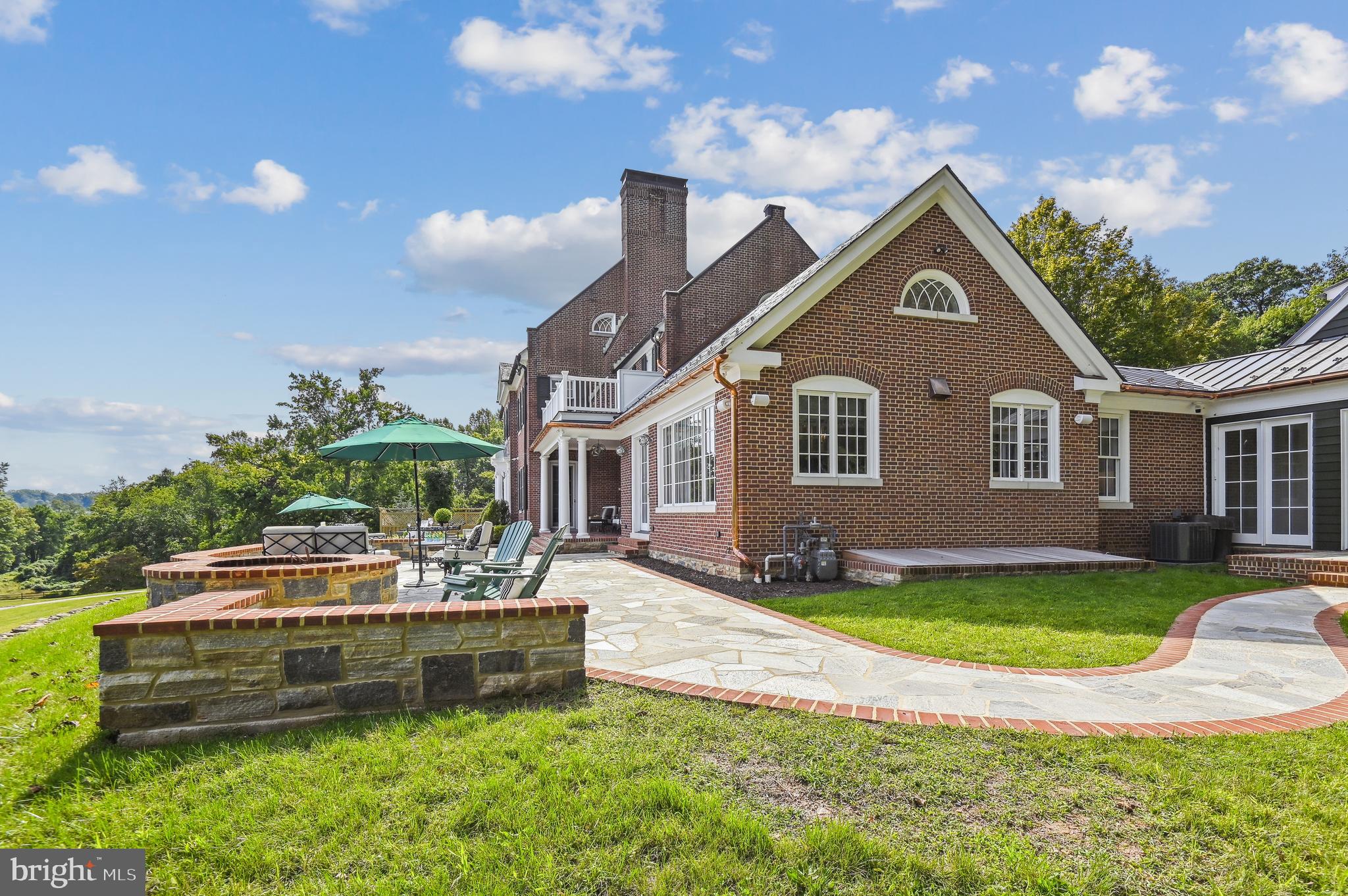 CAVES VALLEY - Residential
