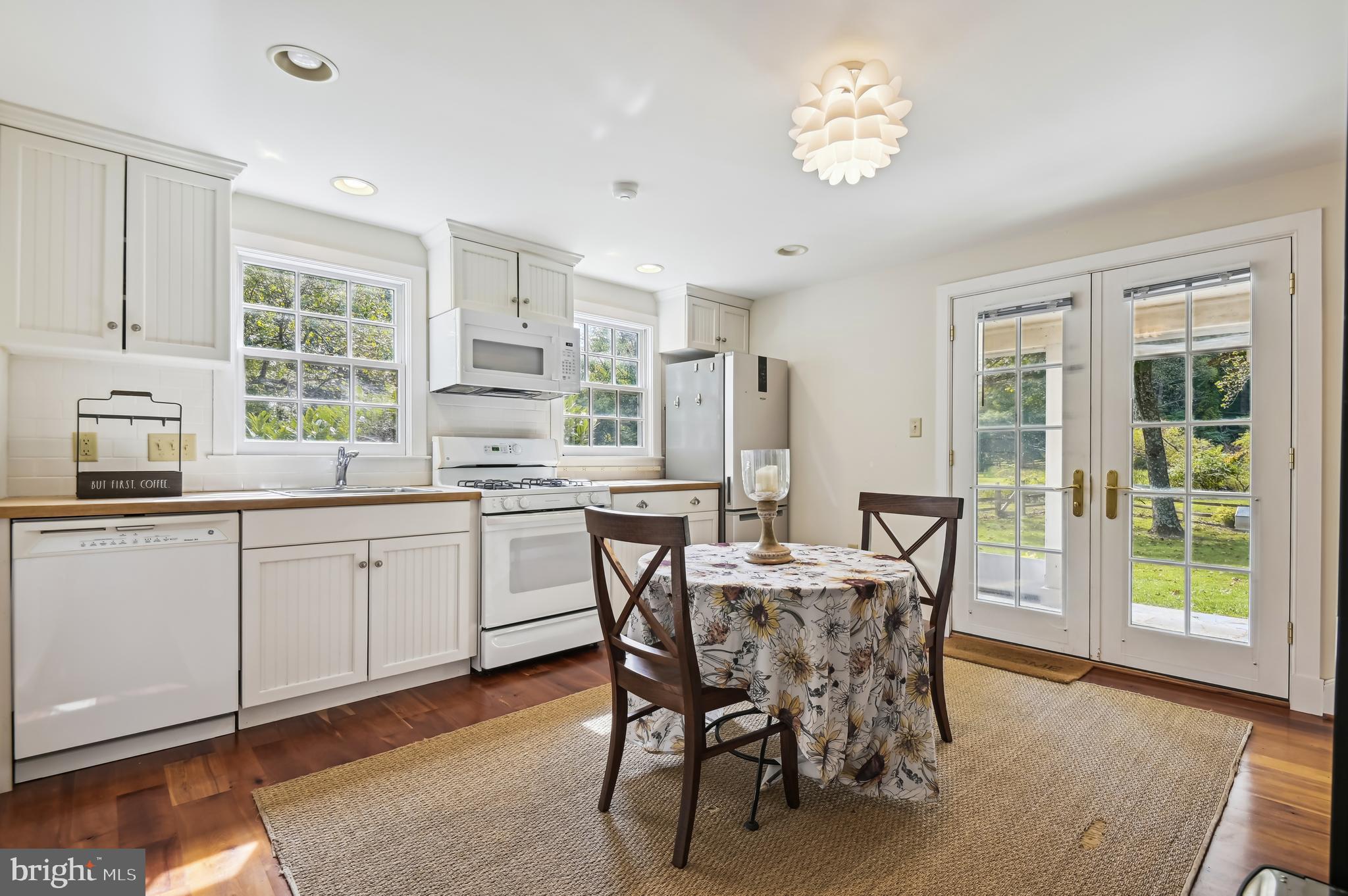 CAVES VALLEY - Residential