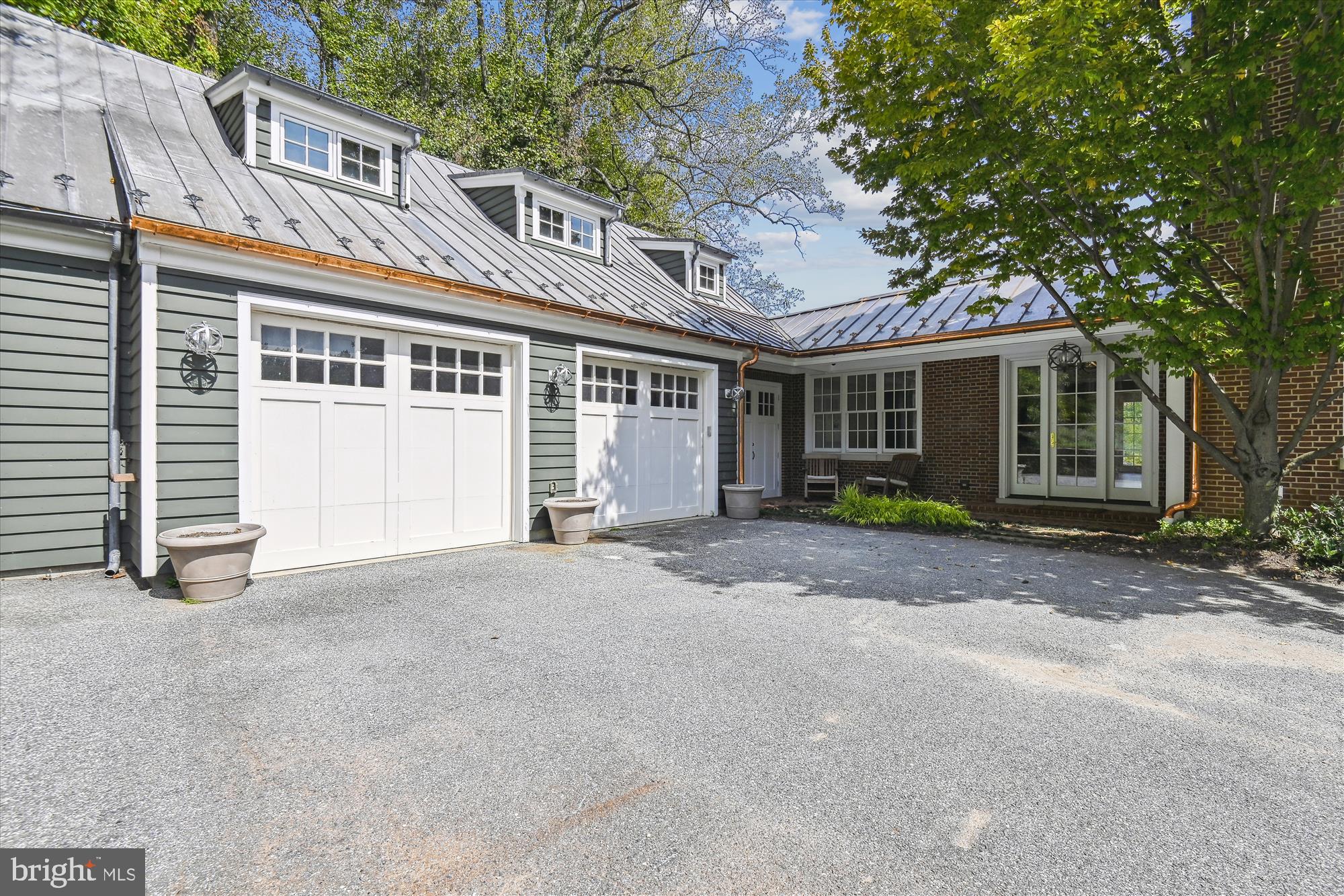 CAVES VALLEY - Residential