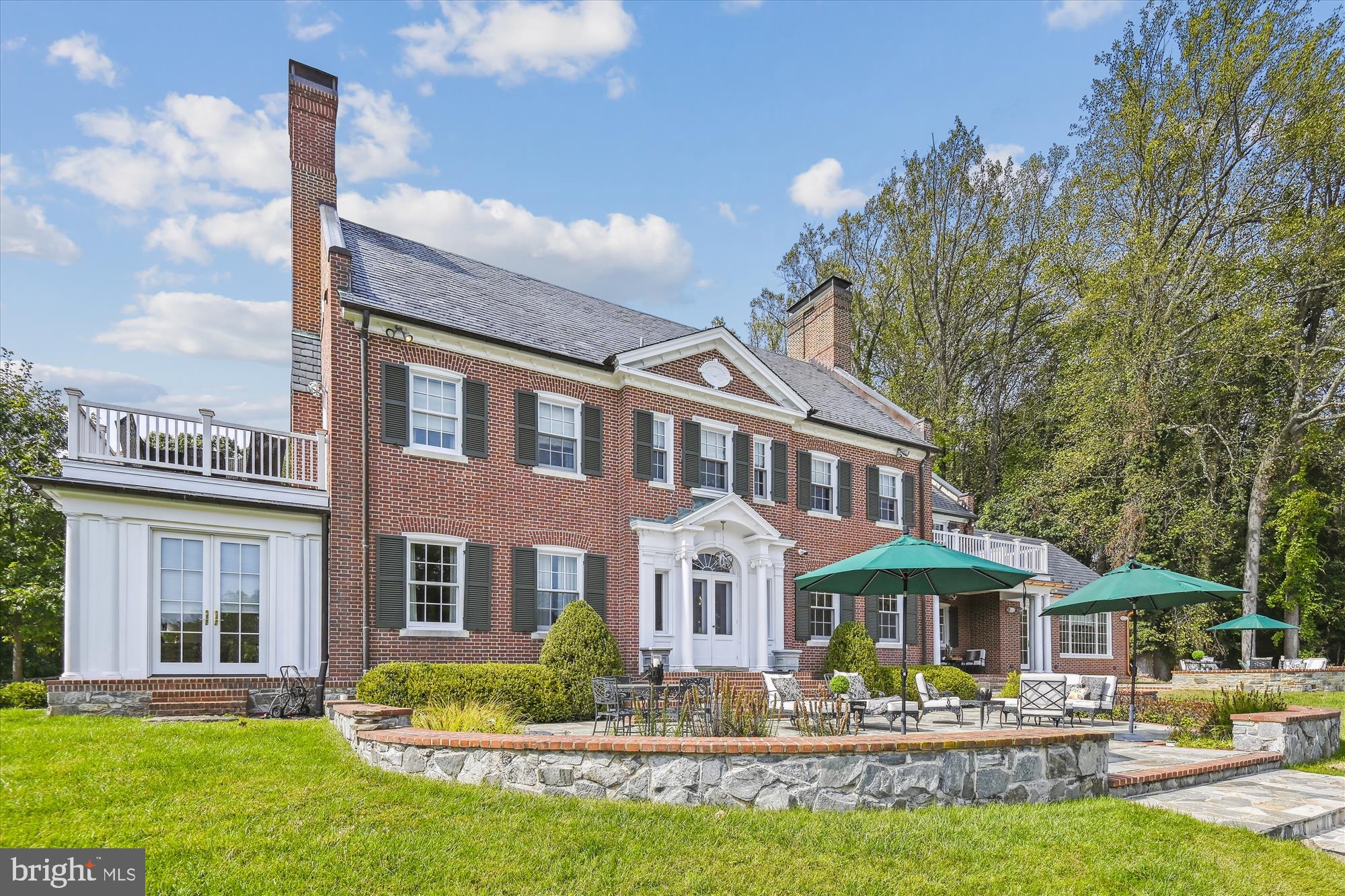 CAVES VALLEY - Residential
